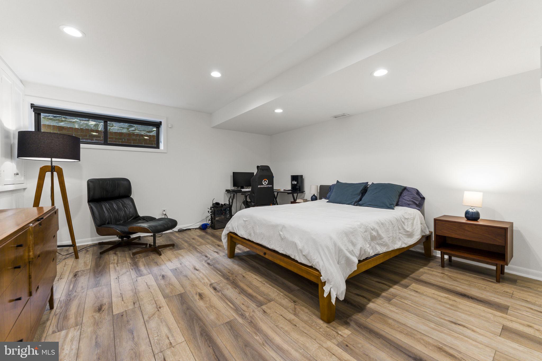 BRADLEY HILLS - Residential