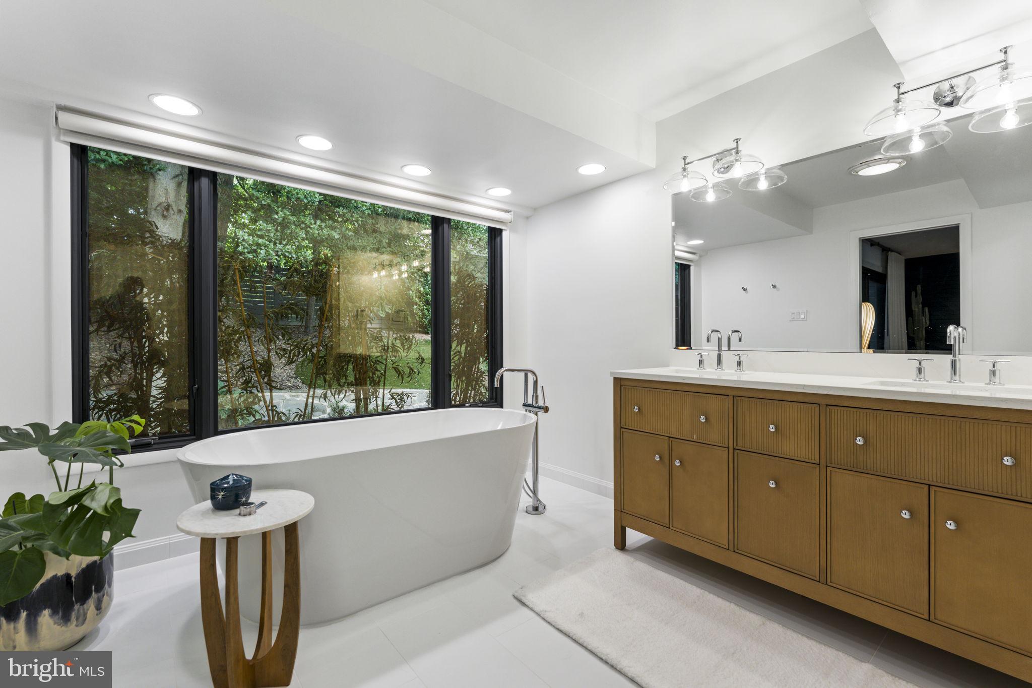 BRADLEY HILLS - Residential
