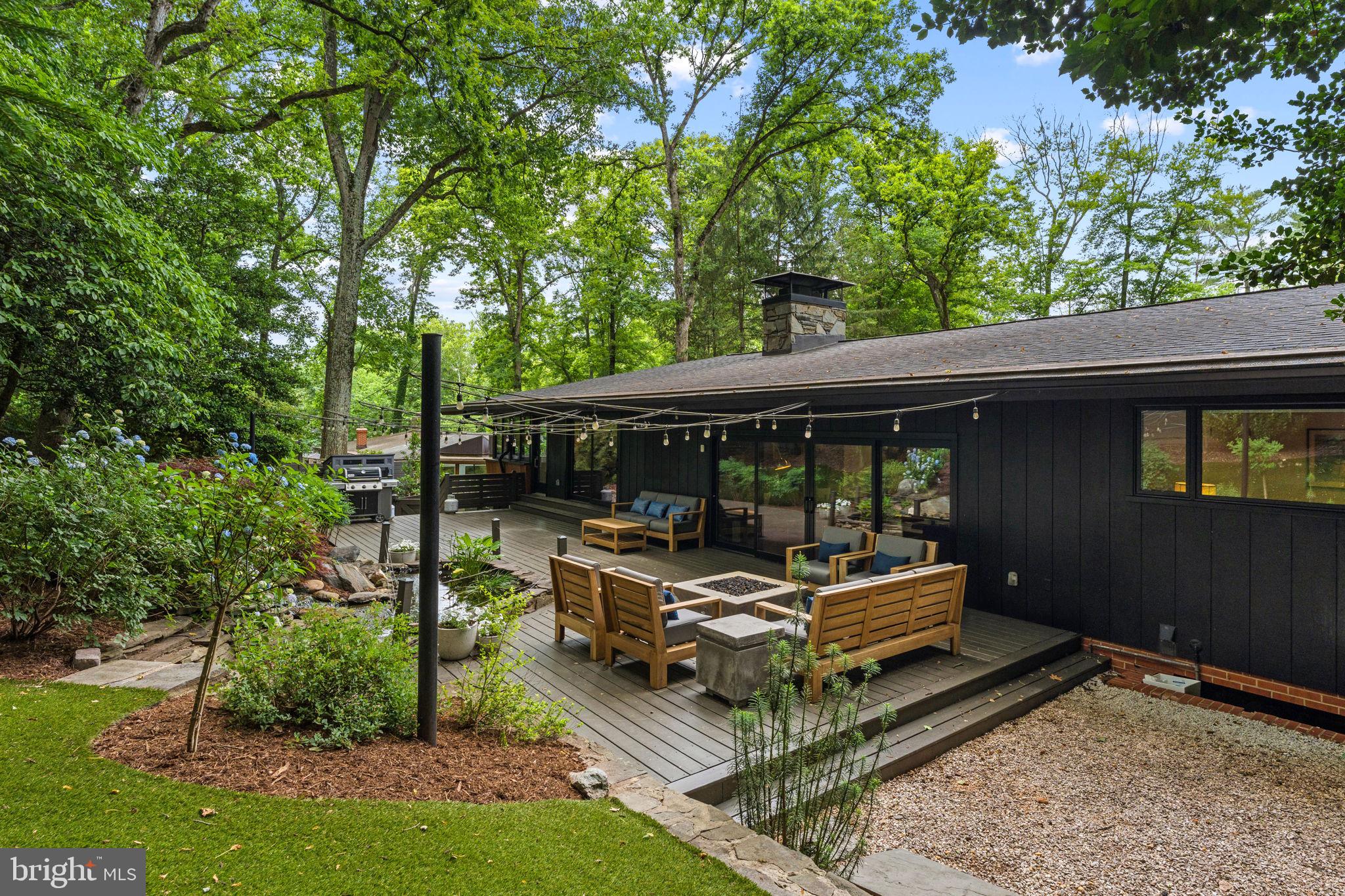 BRADLEY HILLS - Residential