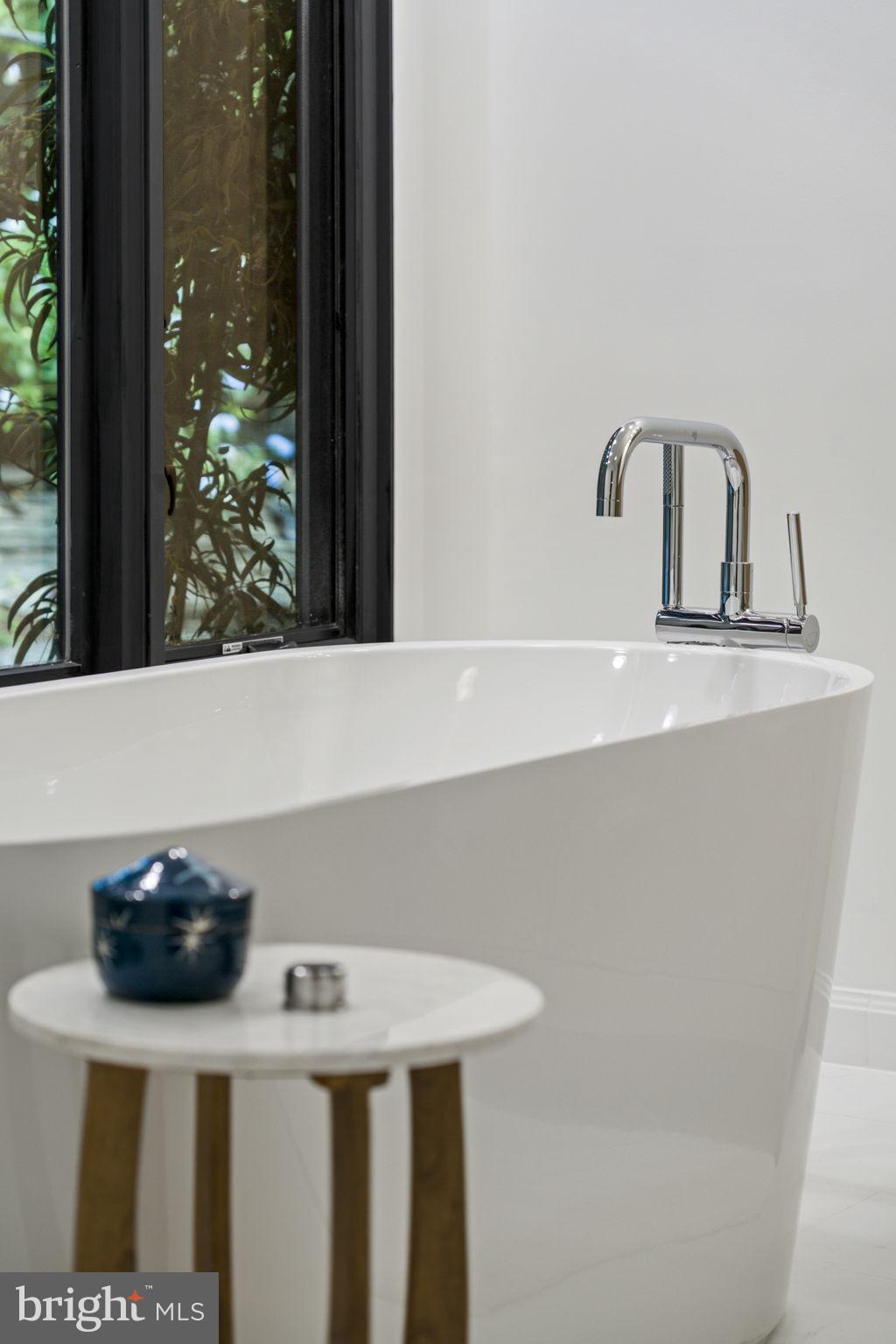 BRADLEY HILLS - Residential