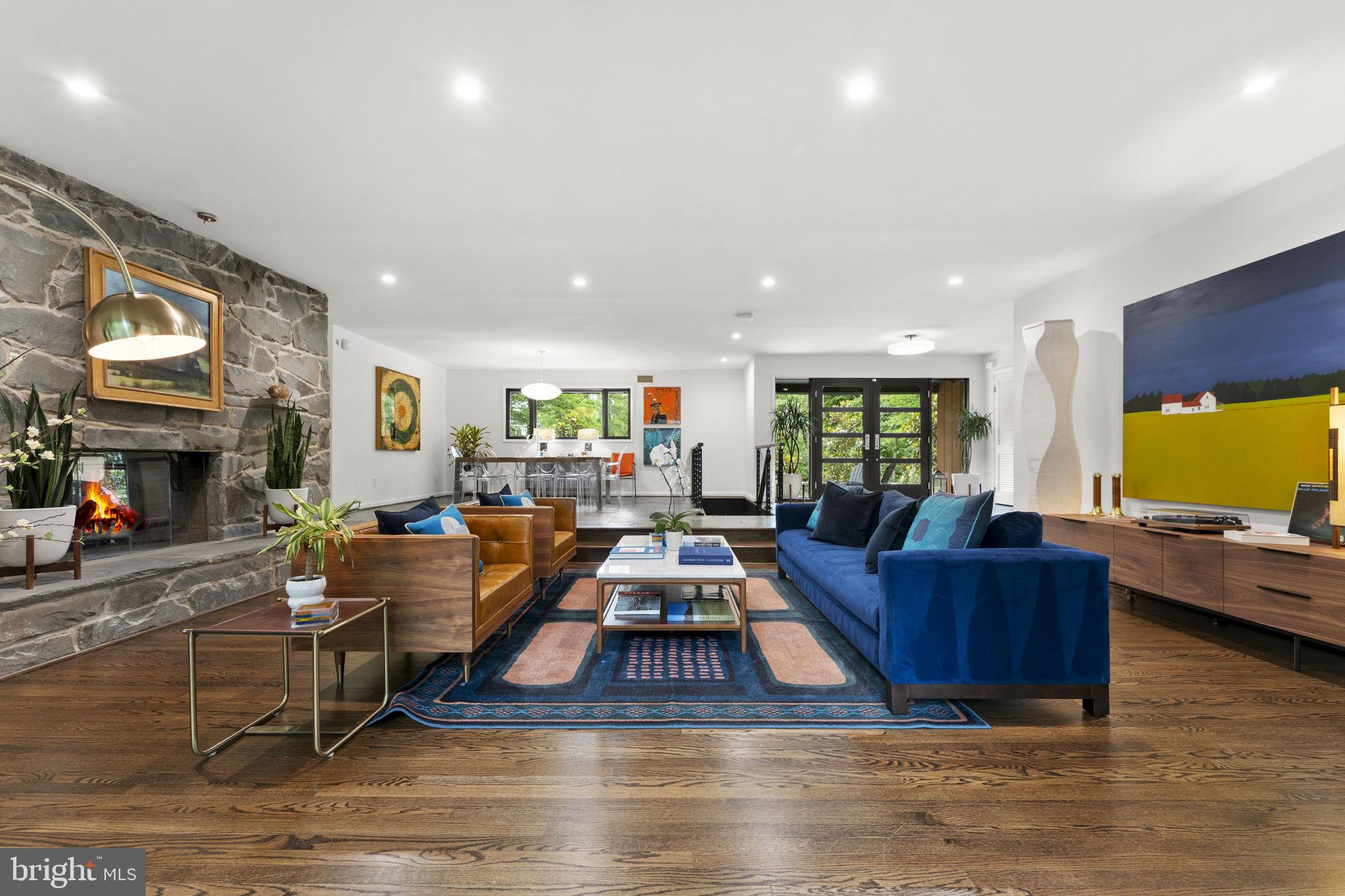 BRADLEY HILLS - Residential