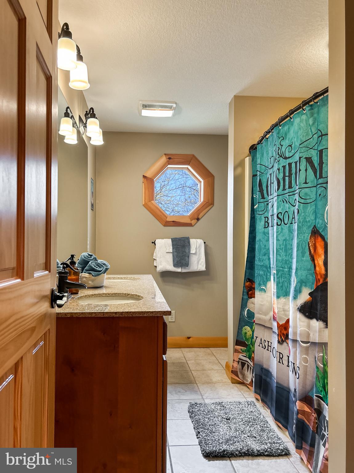 GALLATIN WOODS - Residential