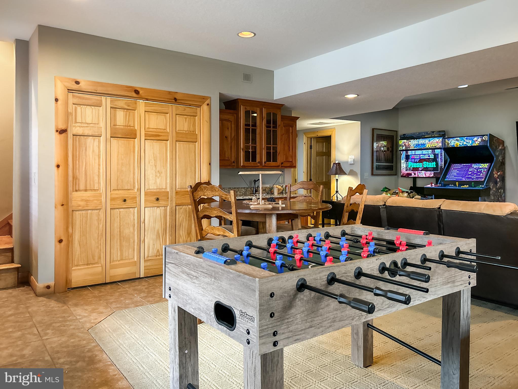 GALLATIN WOODS - Residential