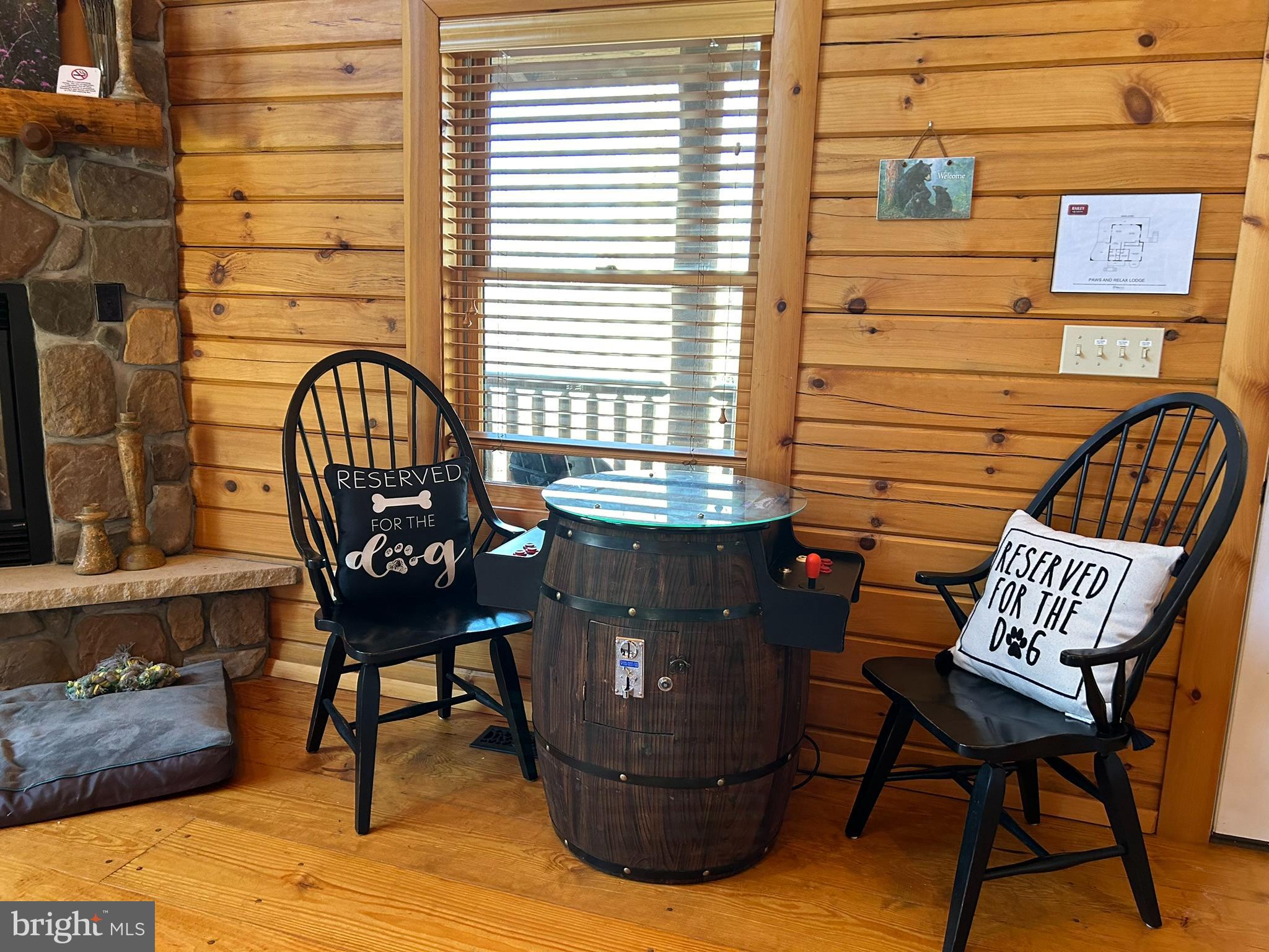GALLATIN WOODS - Residential