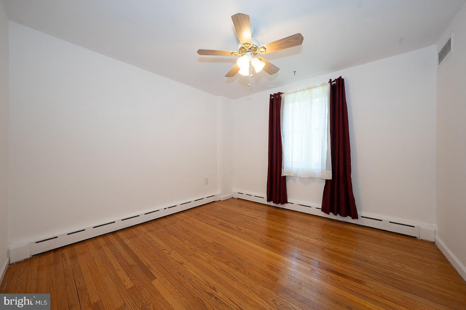 WILLOW GROVE - Residential