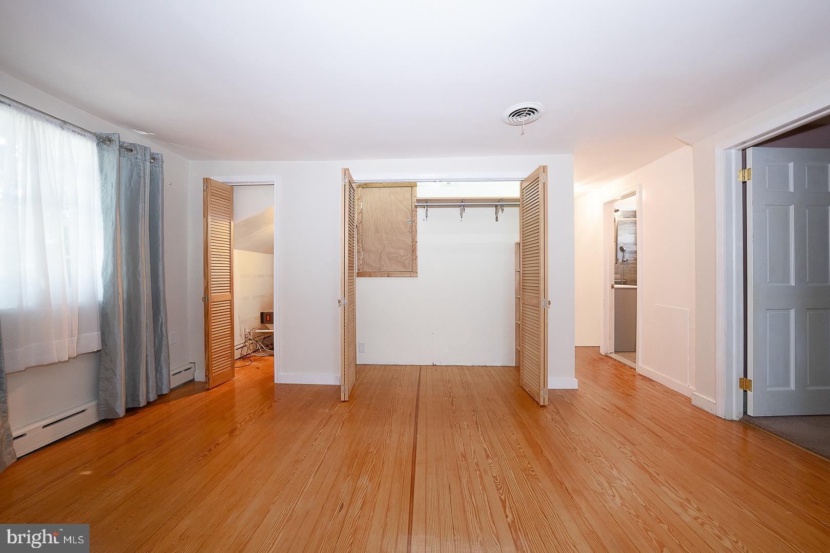 WILLOW GROVE - Residential