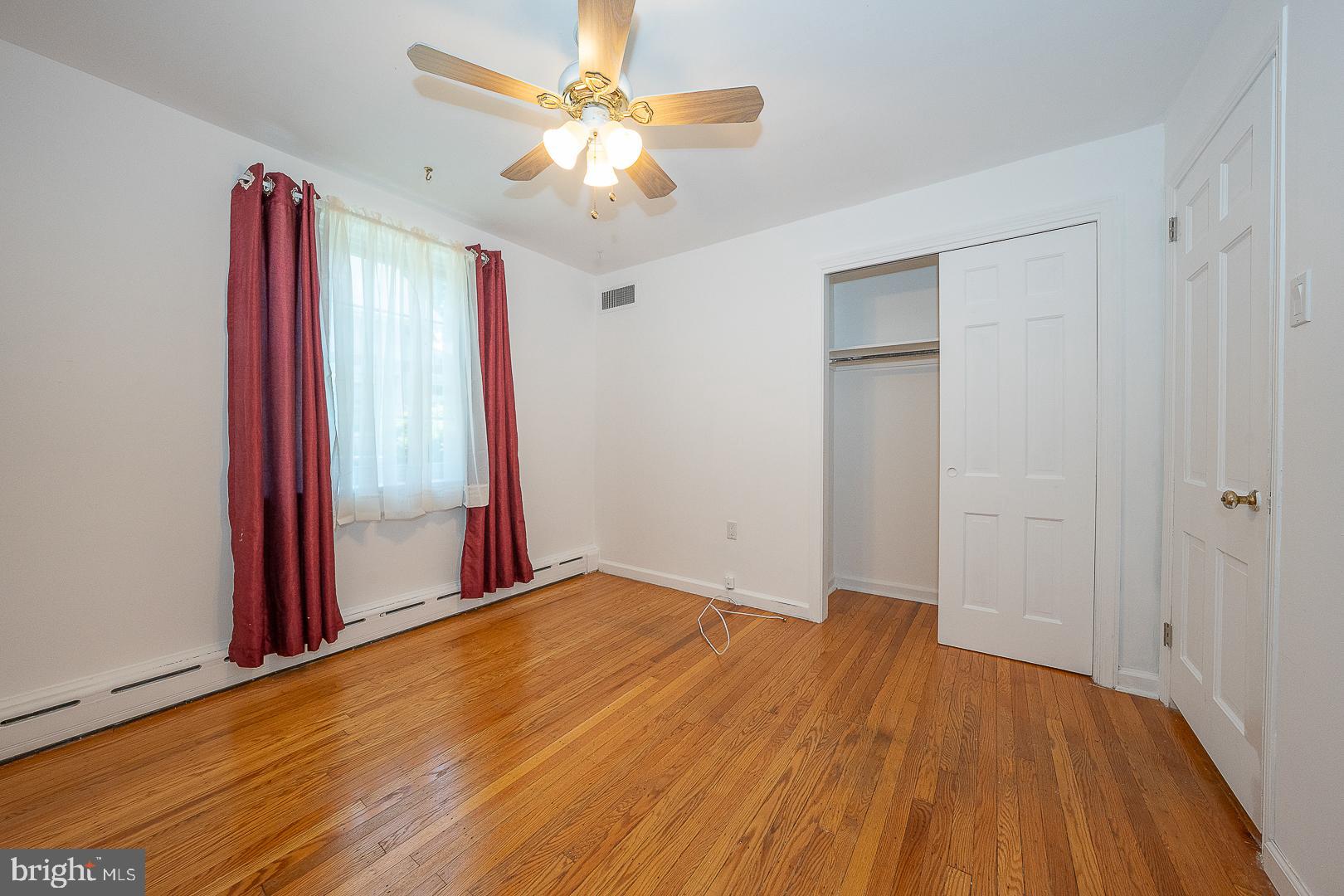 WILLOW GROVE - Residential
