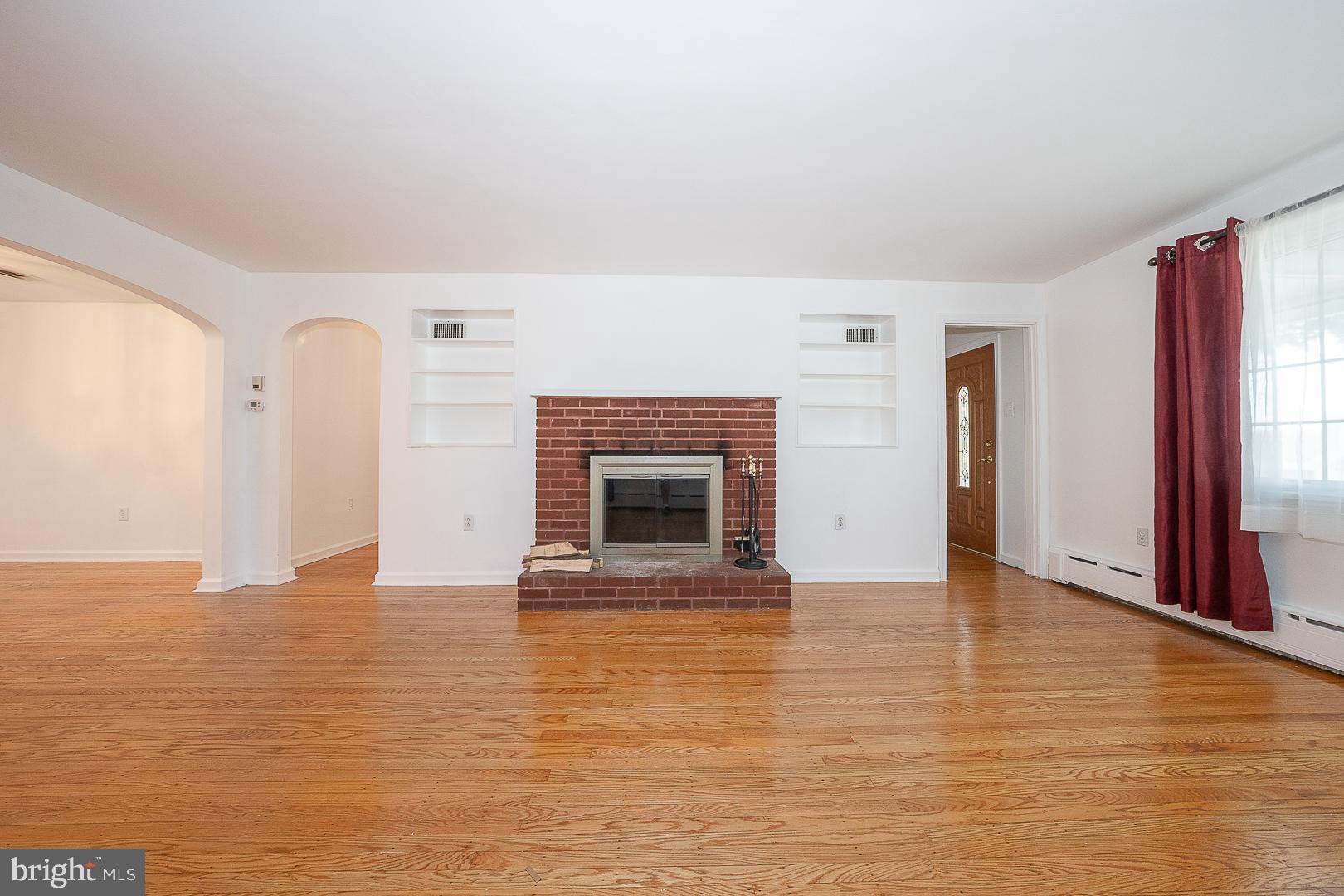 WILLOW GROVE - Residential