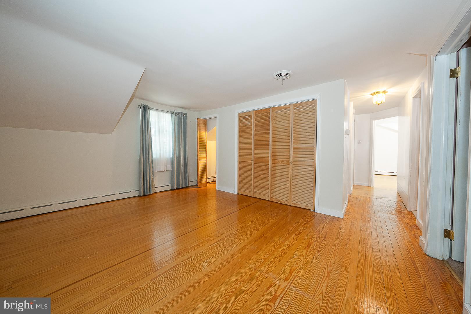 WILLOW GROVE - Residential
