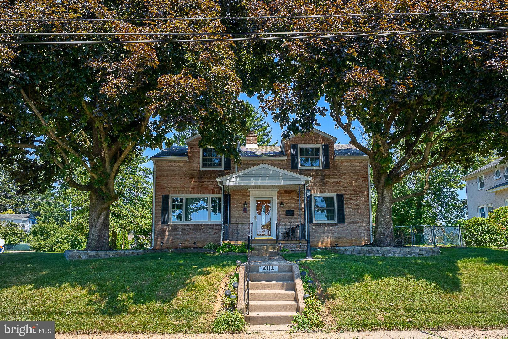 WILLOW GROVE - Residential
