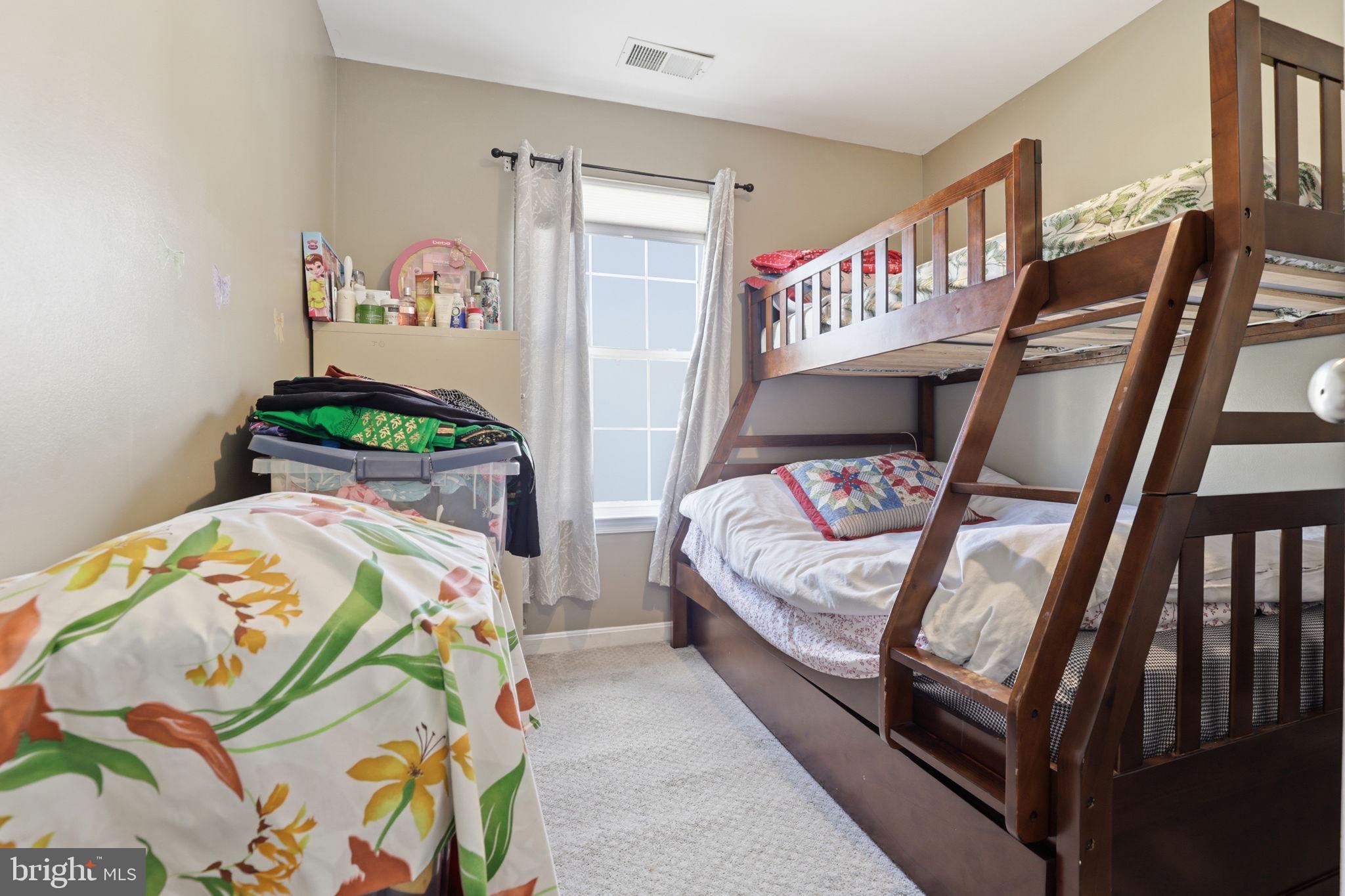GROVEWOOD - Residential