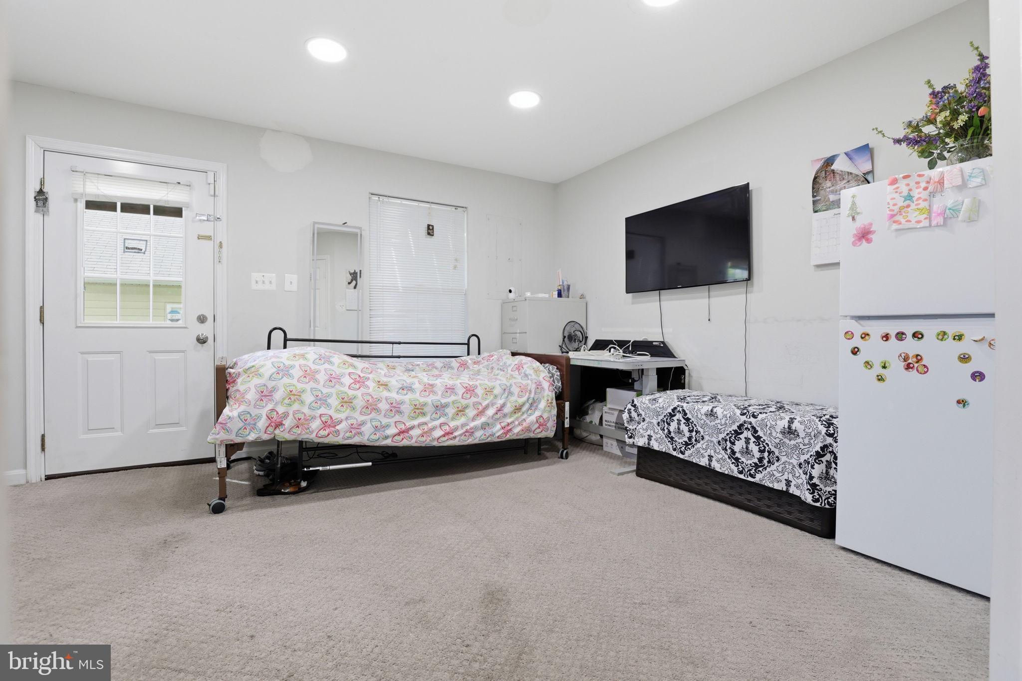 GROVEWOOD - Residential