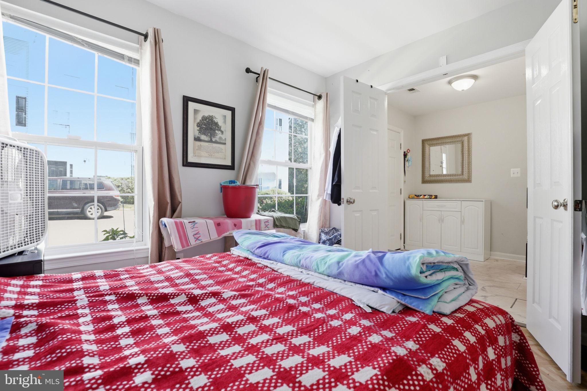 GROVEWOOD - Residential