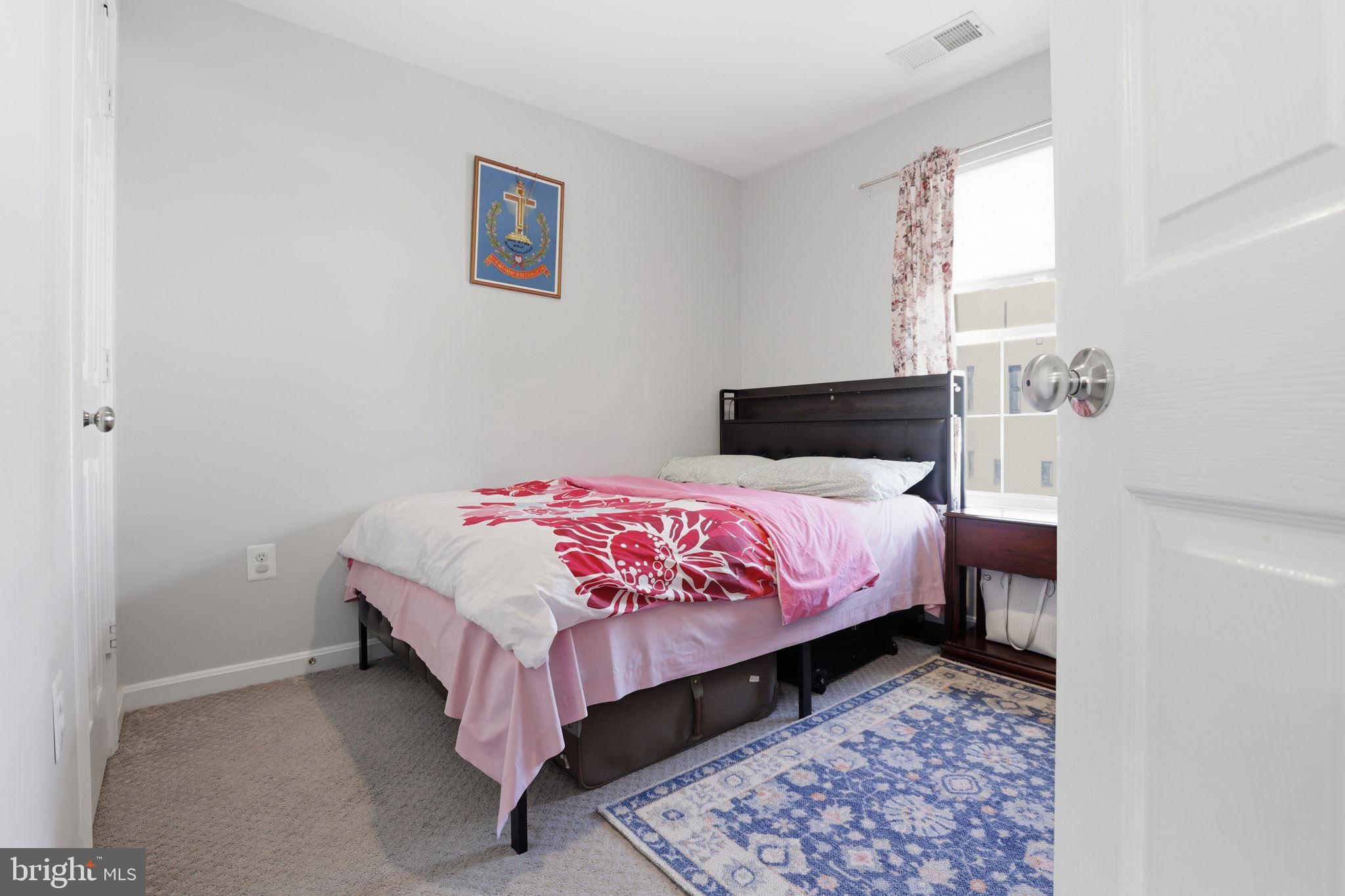 GROVEWOOD - Residential