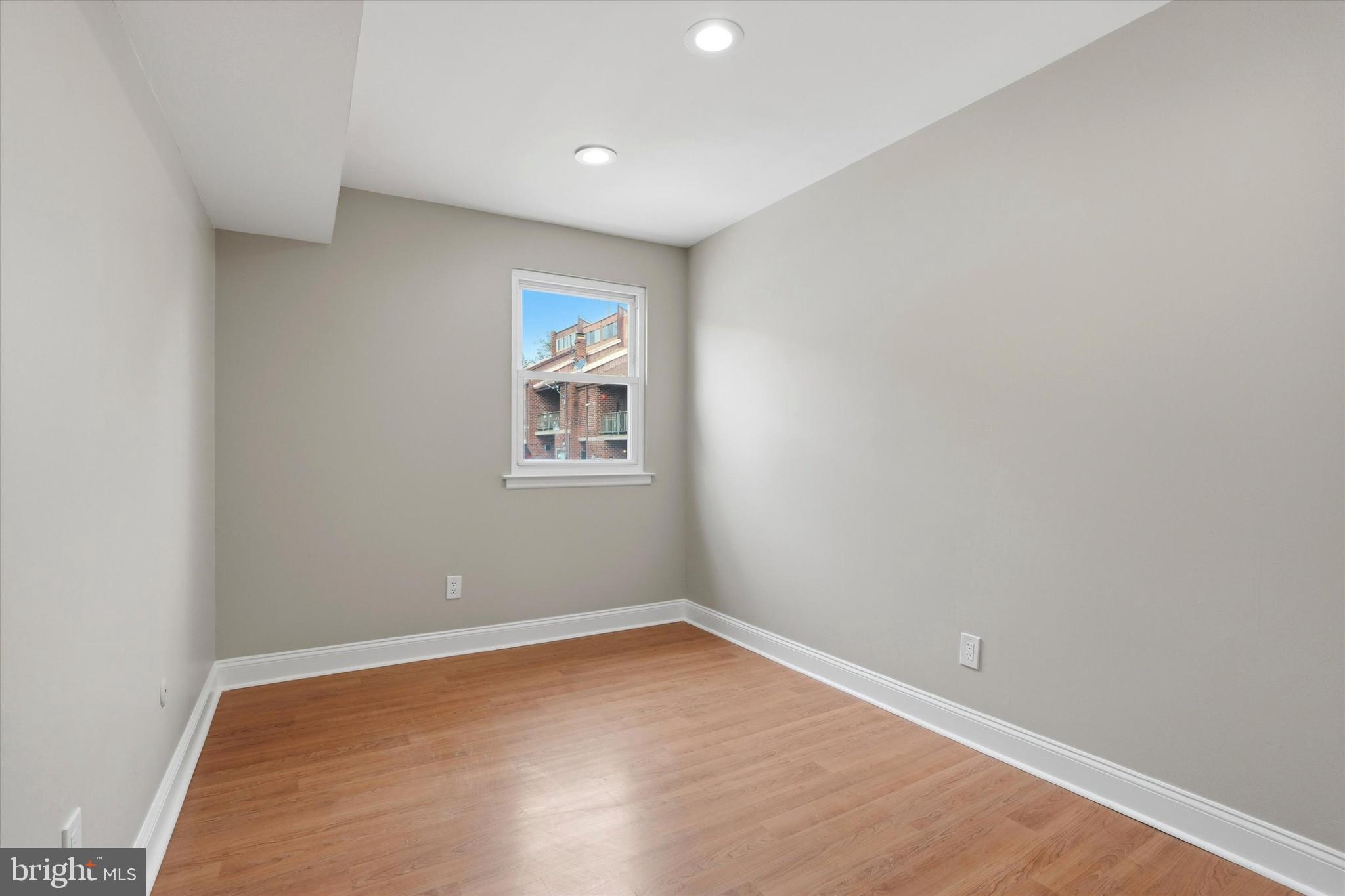 FOX CHASE - Residential Income