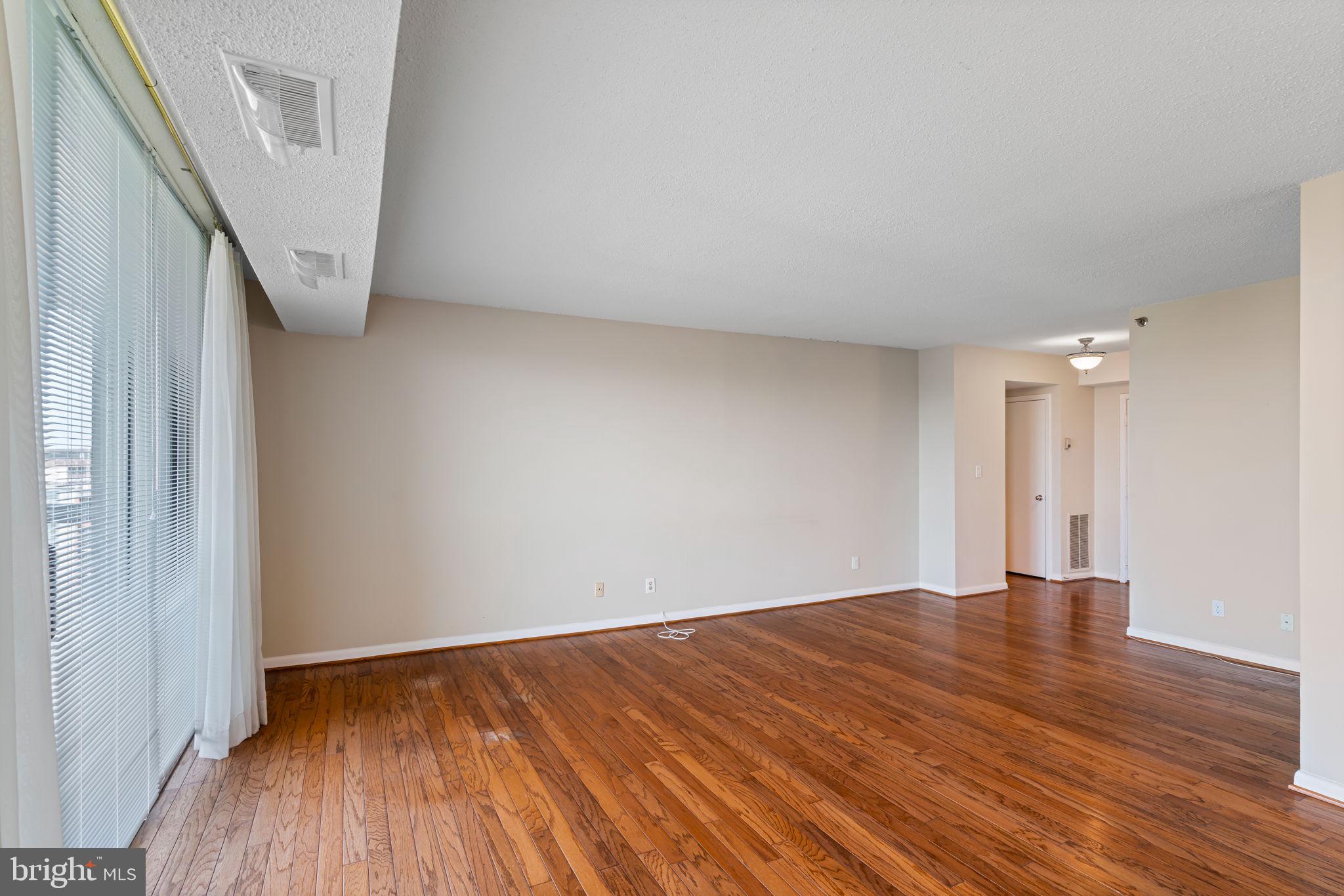 THE BARKLEY - Residential