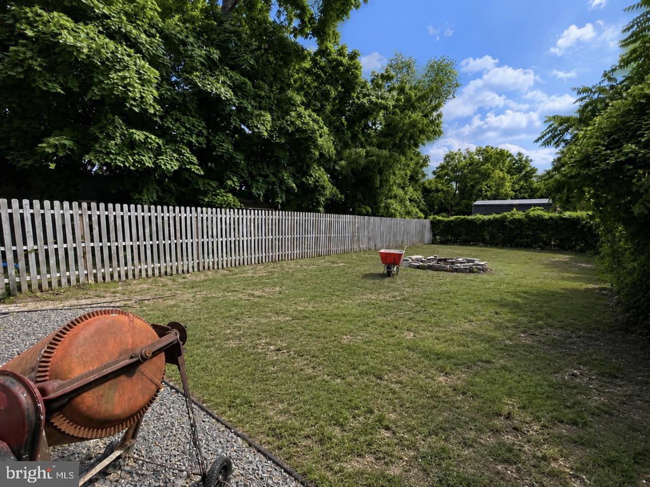 ASHBOURNE MEADOWS - Residential