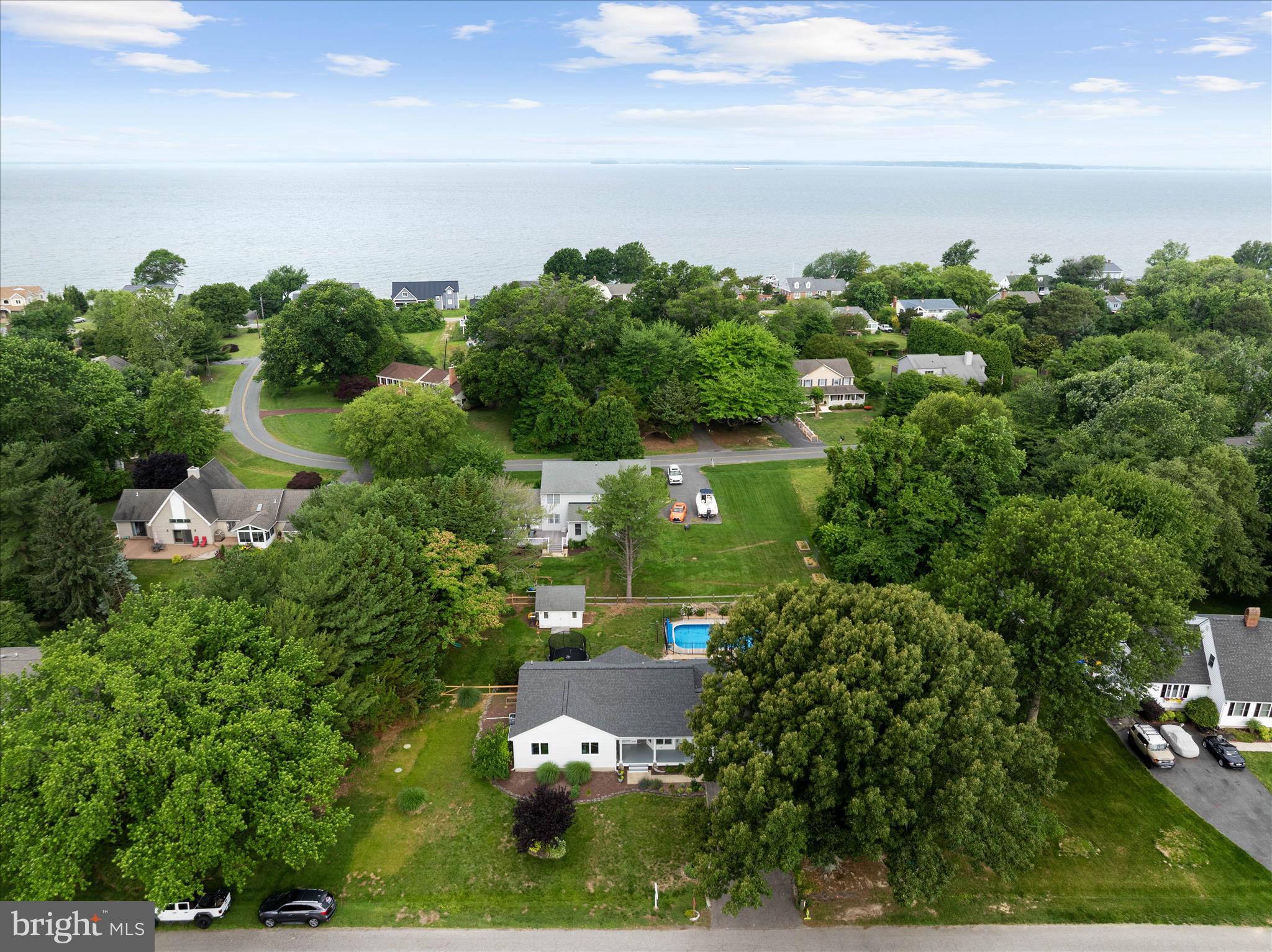 QUEEN ANNE COLONY - Residential