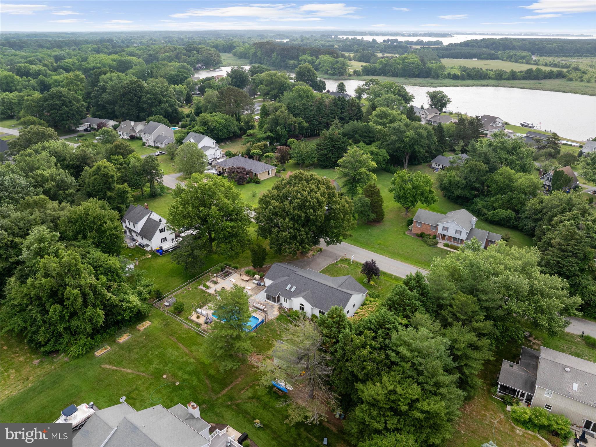 QUEEN ANNE COLONY - Residential