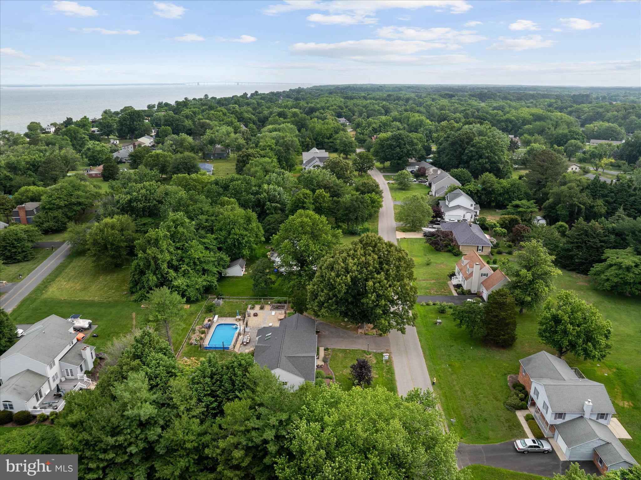 QUEEN ANNE COLONY - Residential