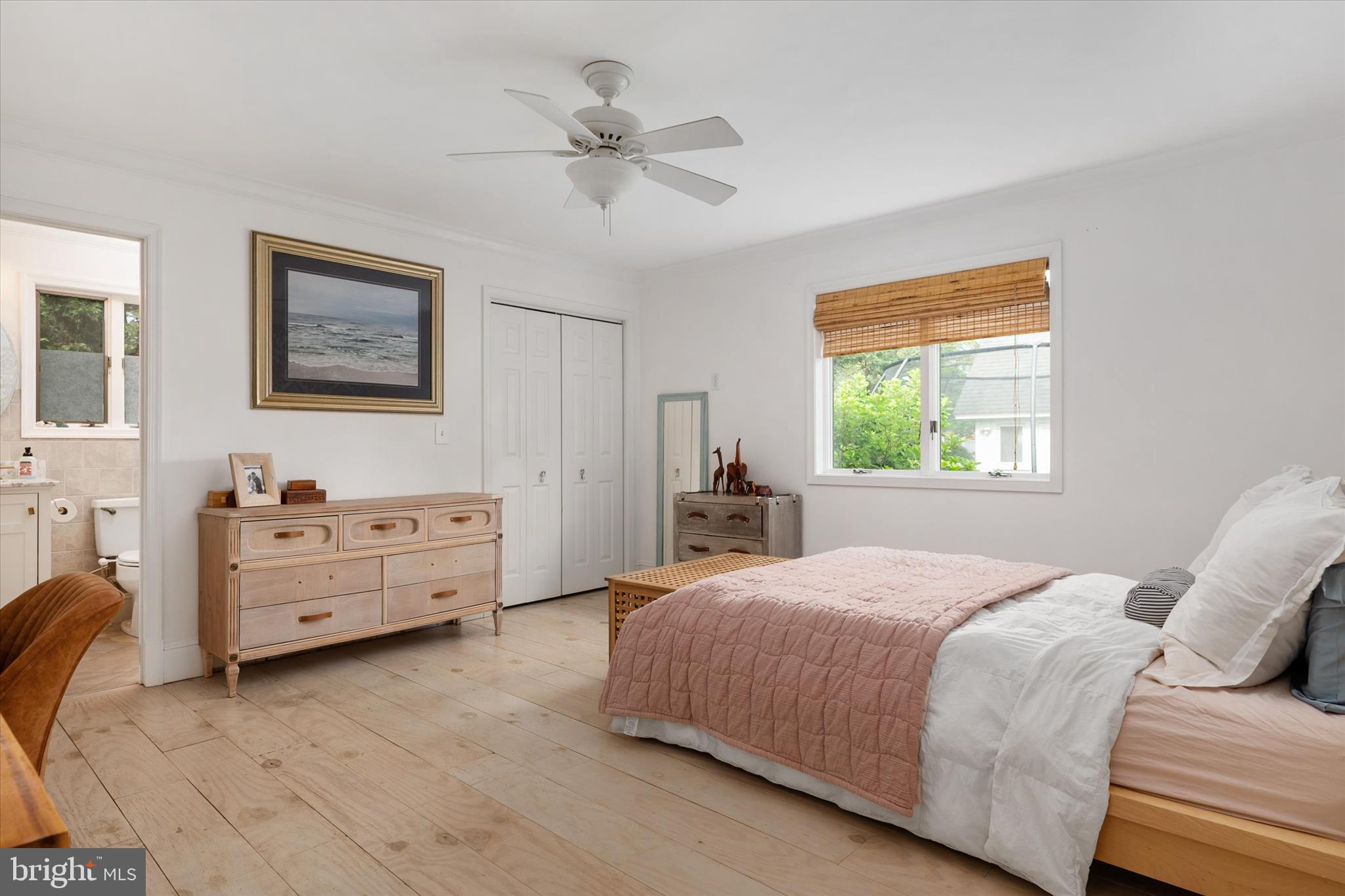 QUEEN ANNE COLONY - Residential