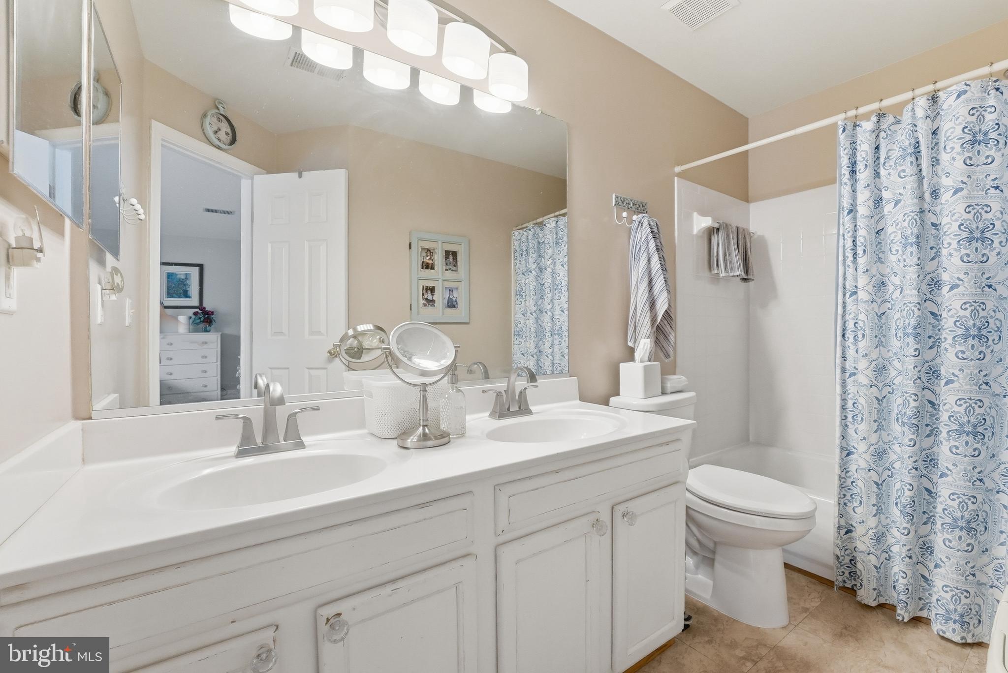 CEDARS OF WARRENTON - Residential
