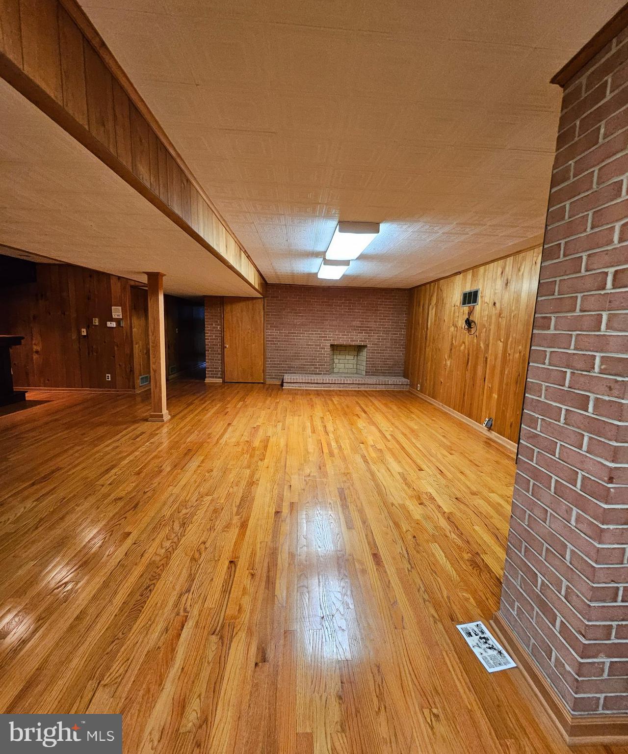 KENWOOD PARK - Residential