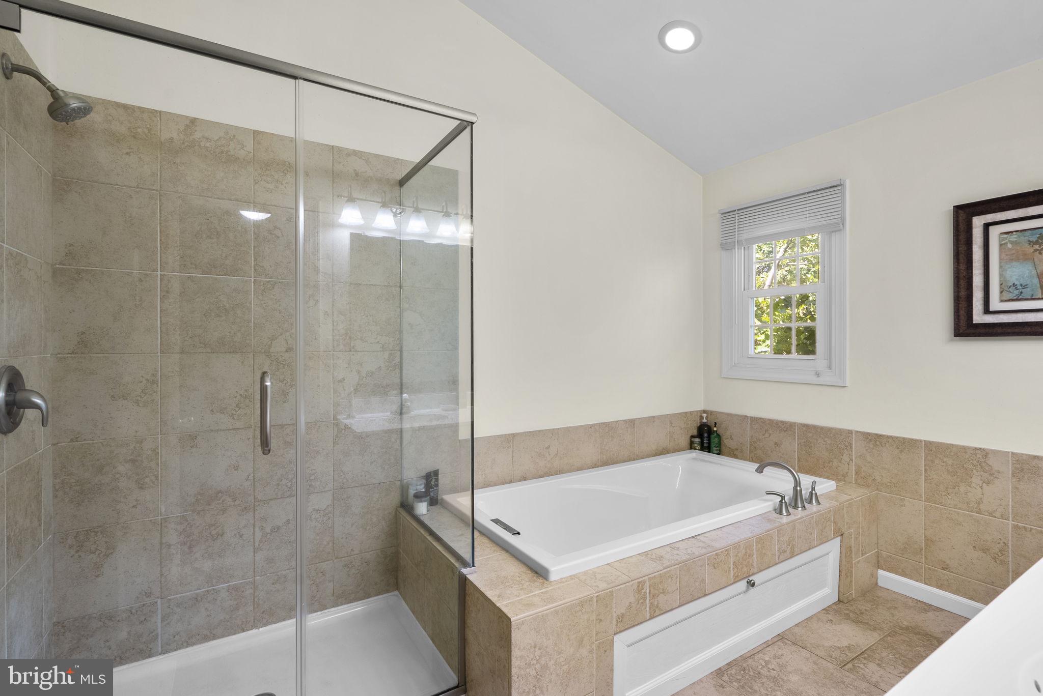 RUSSETT - Residential