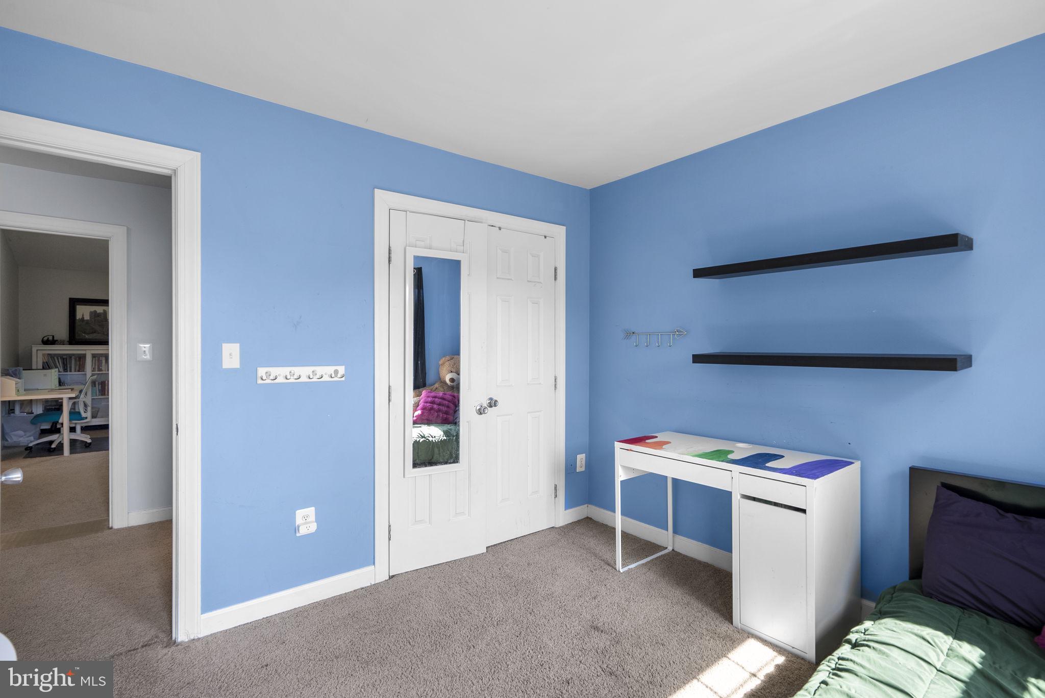 RUSSETT - Residential