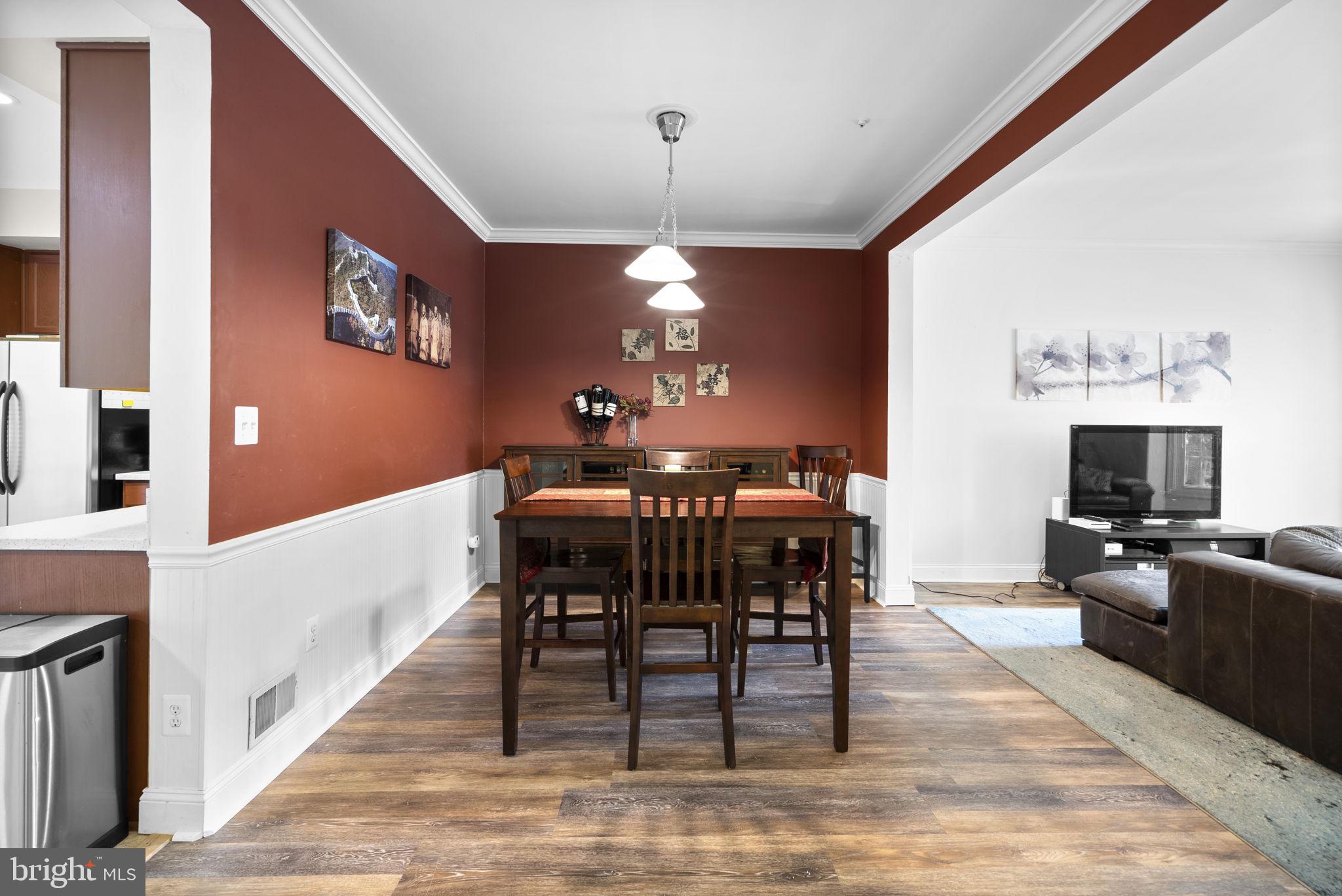 RUSSETT - Residential