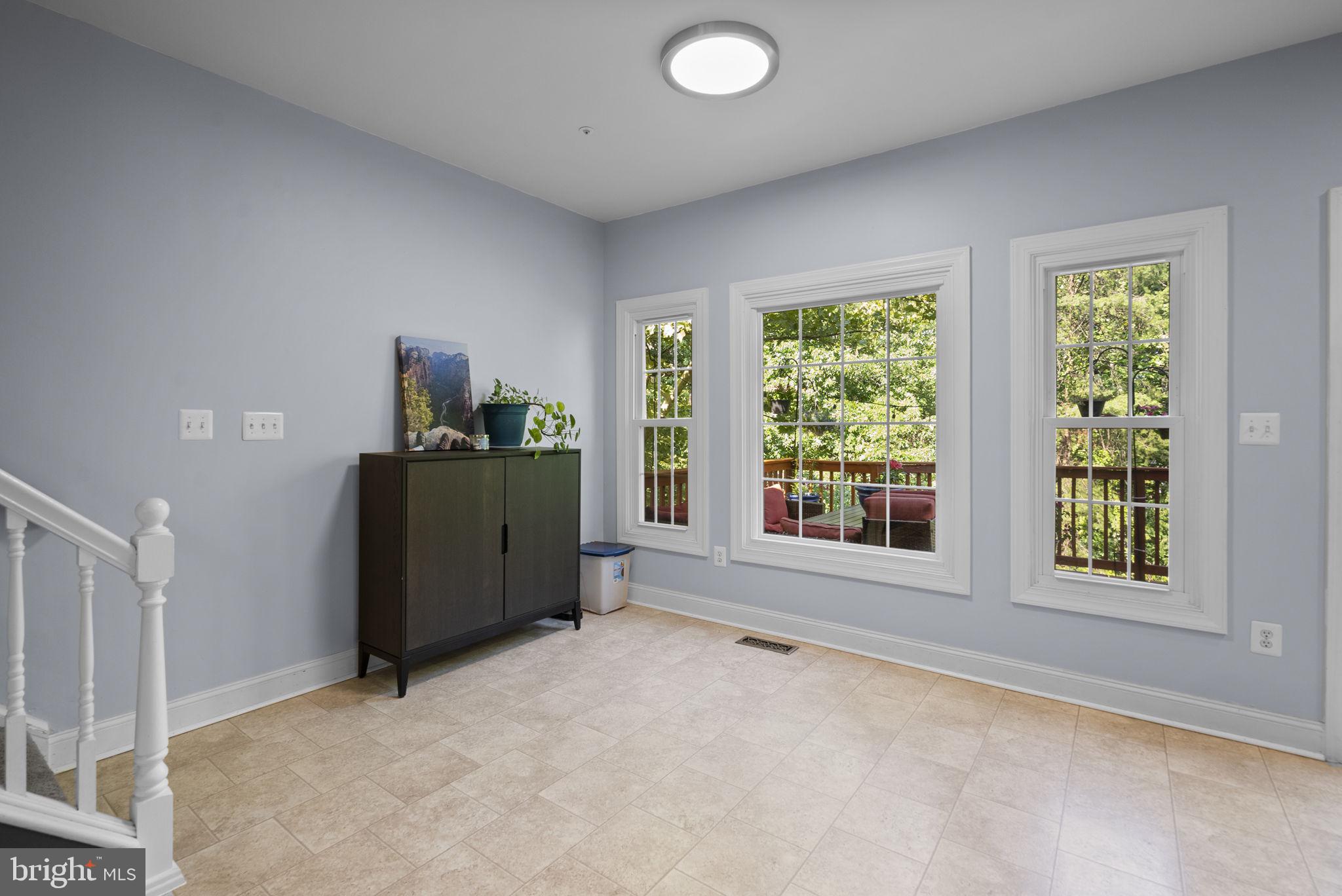 RUSSETT - Residential