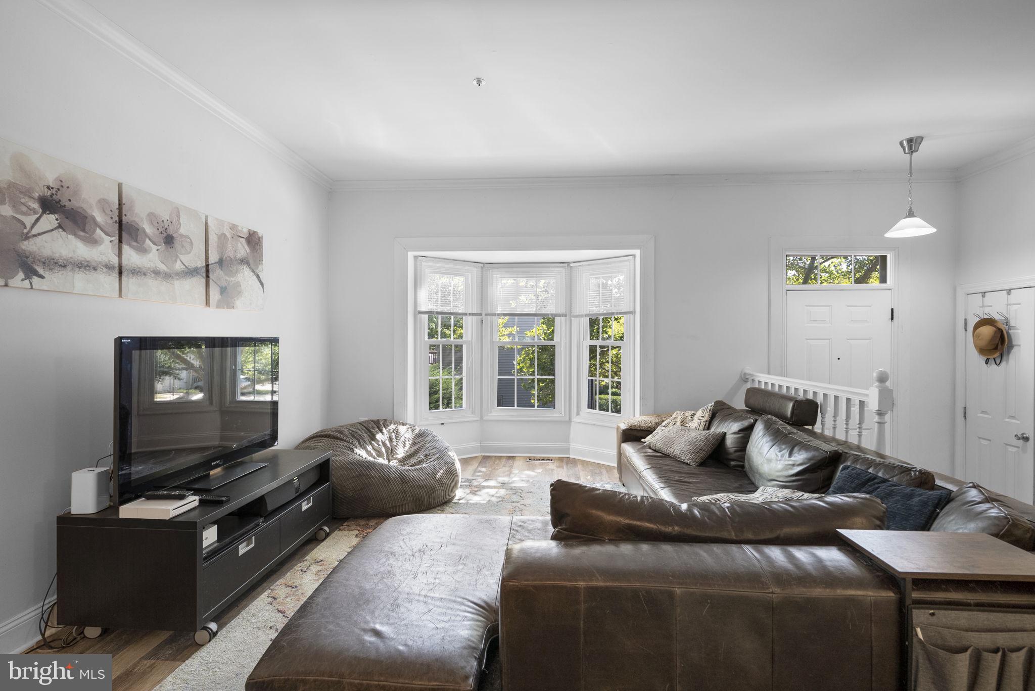 RUSSETT - Residential