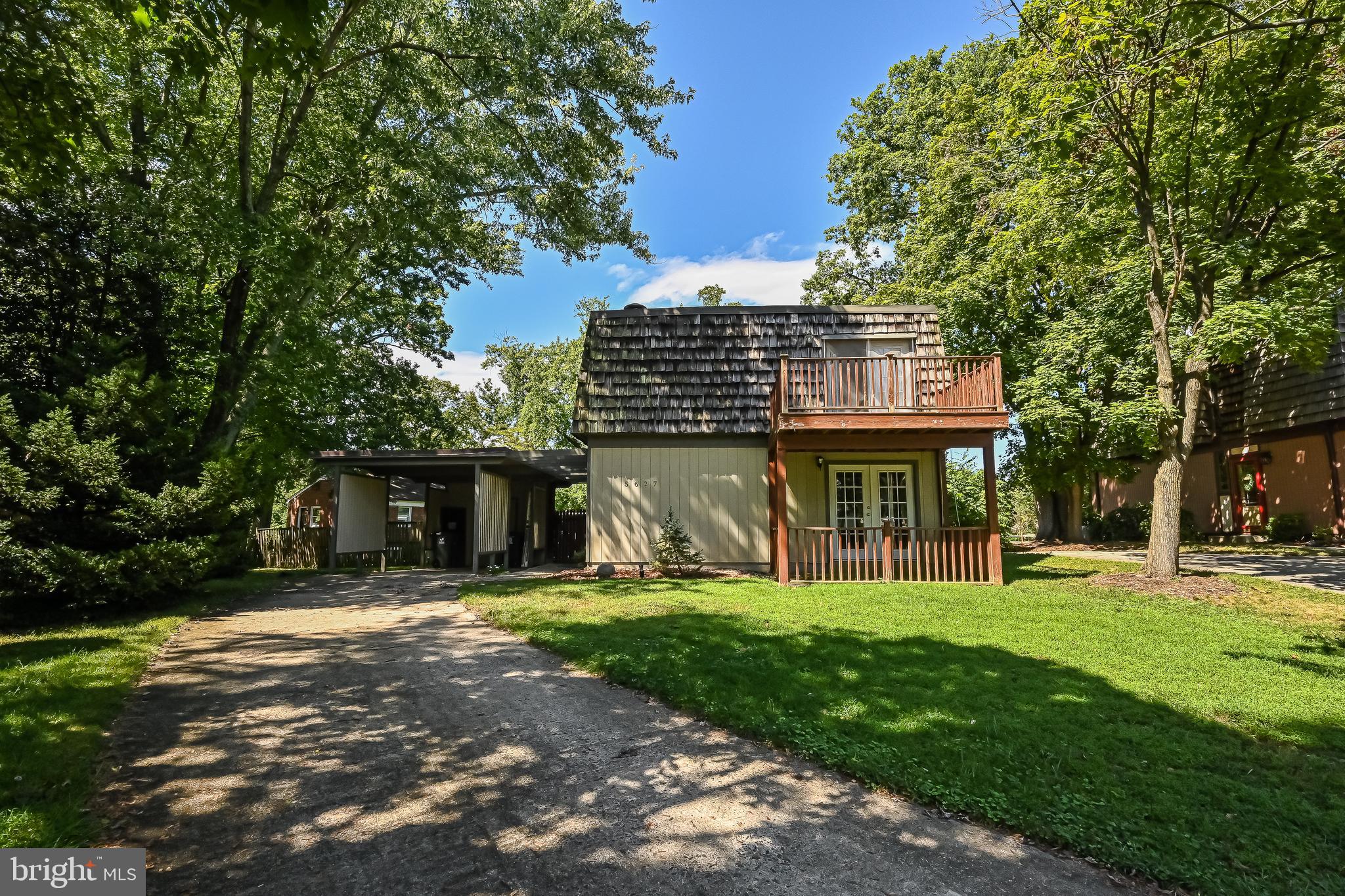 SUMMIT VEITCH - Residential Lease