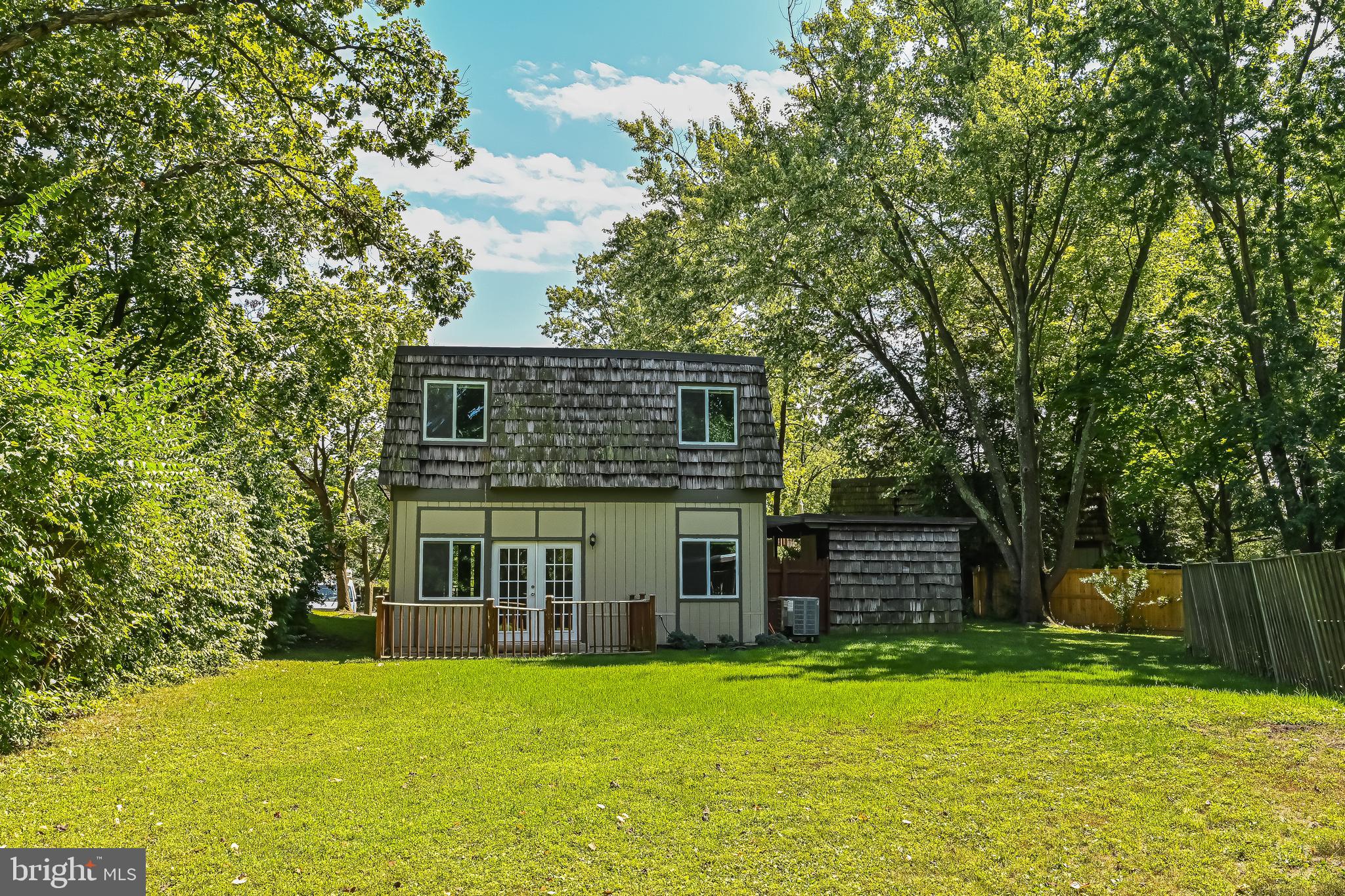 SUMMIT VEITCH - Residential Lease