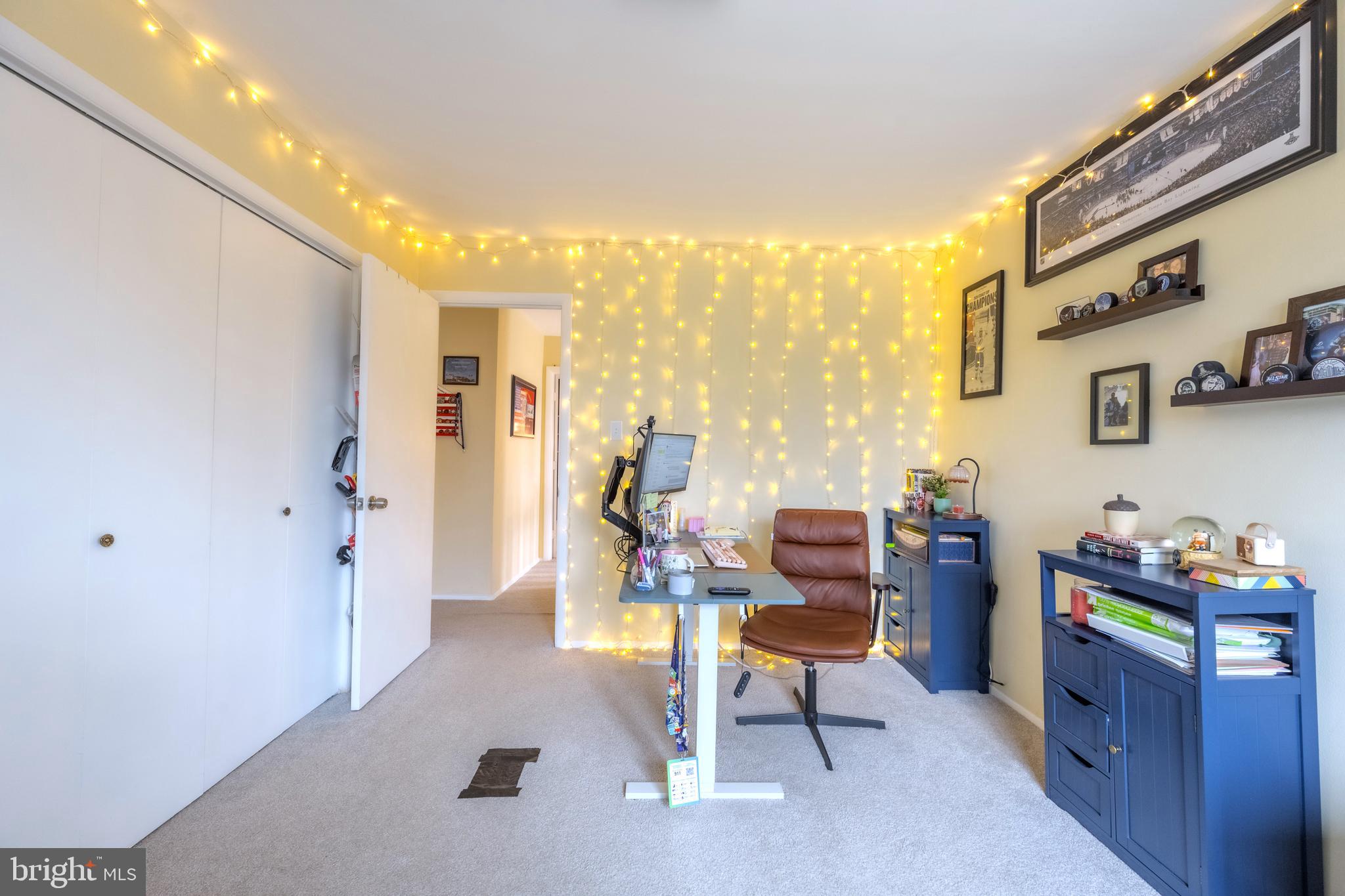 SUMMIT VEITCH - Residential Lease