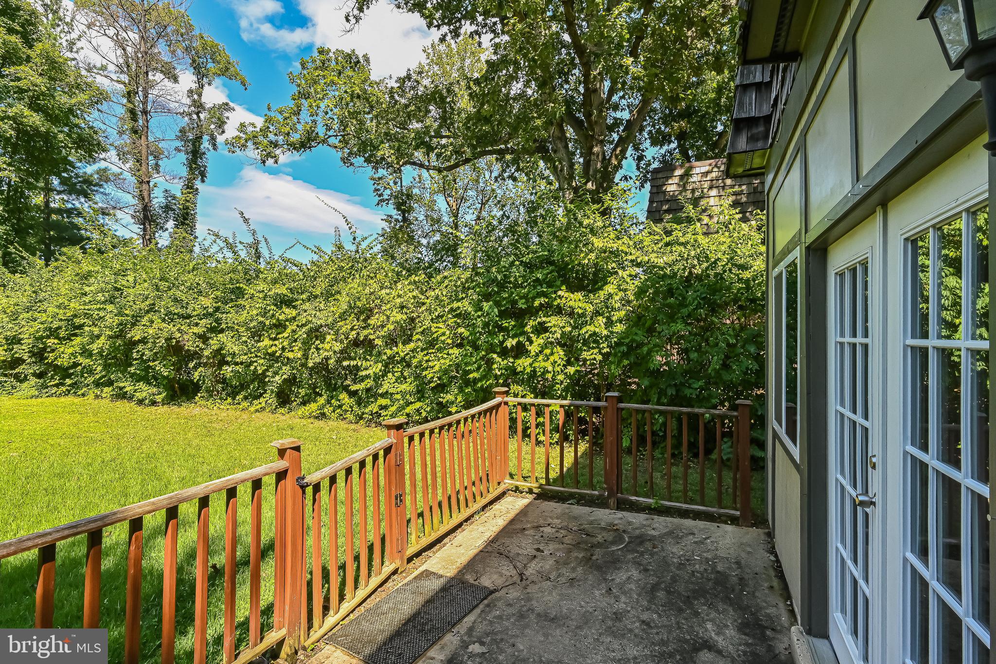 SUMMIT VEITCH - Residential Lease