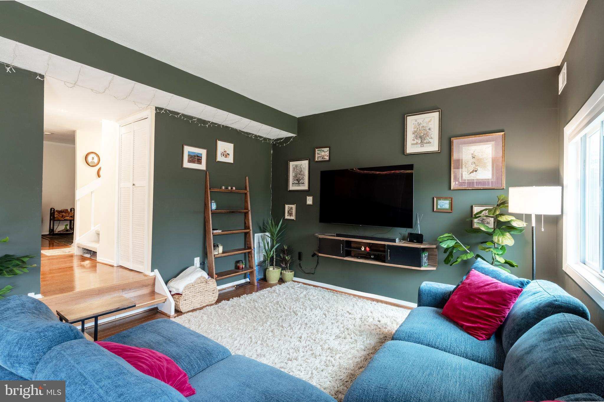 SUMMIT VEITCH - Residential Lease
