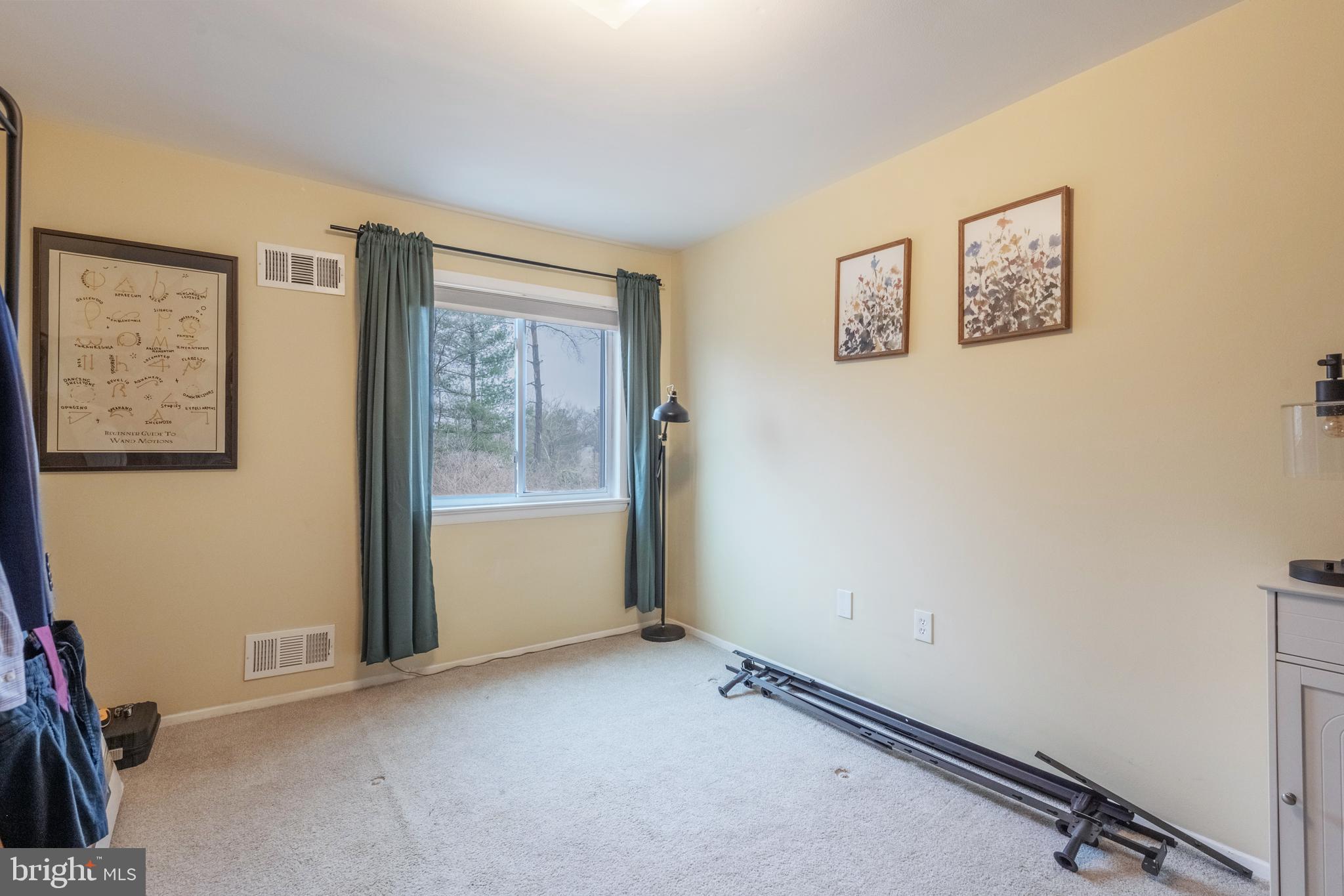SUMMIT VEITCH - Residential Lease