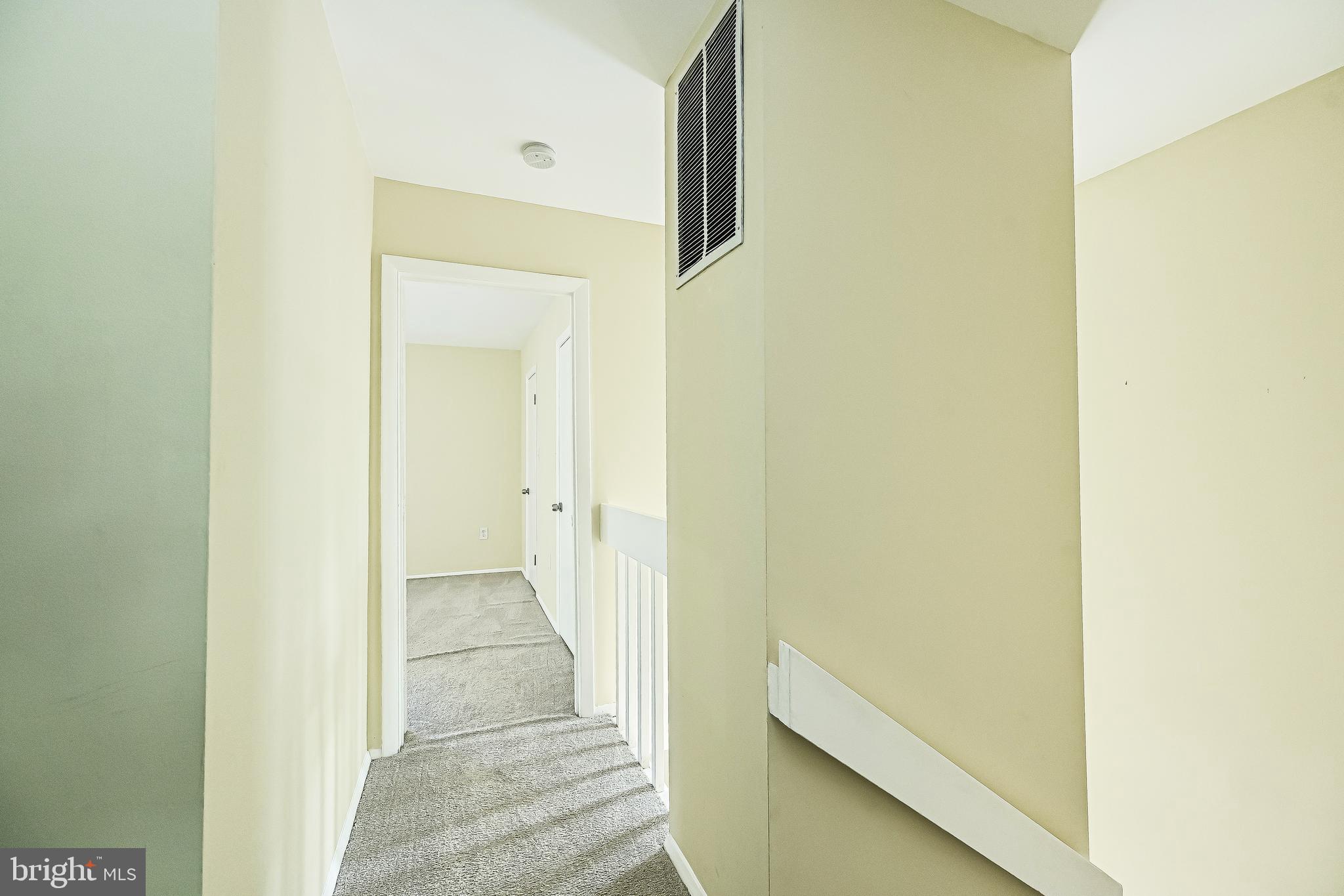 SUMMIT VEITCH - Residential Lease