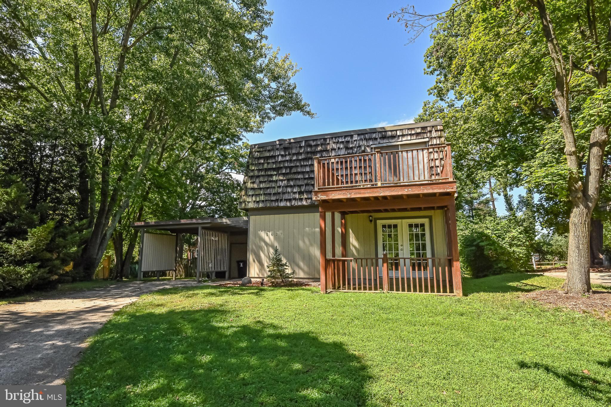 SUMMIT VEITCH - Residential Lease
