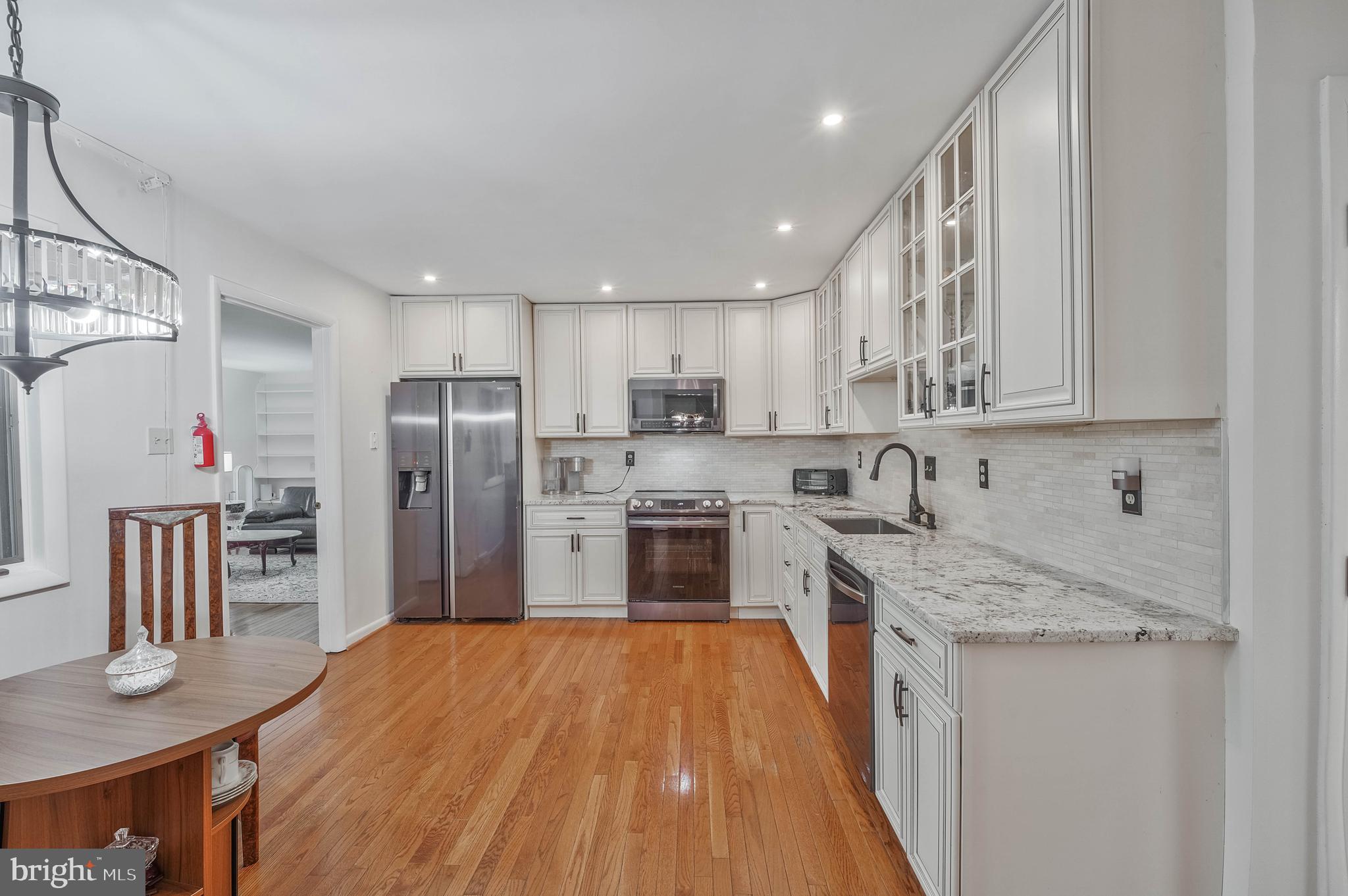 HUNTER RIDGE - Residential