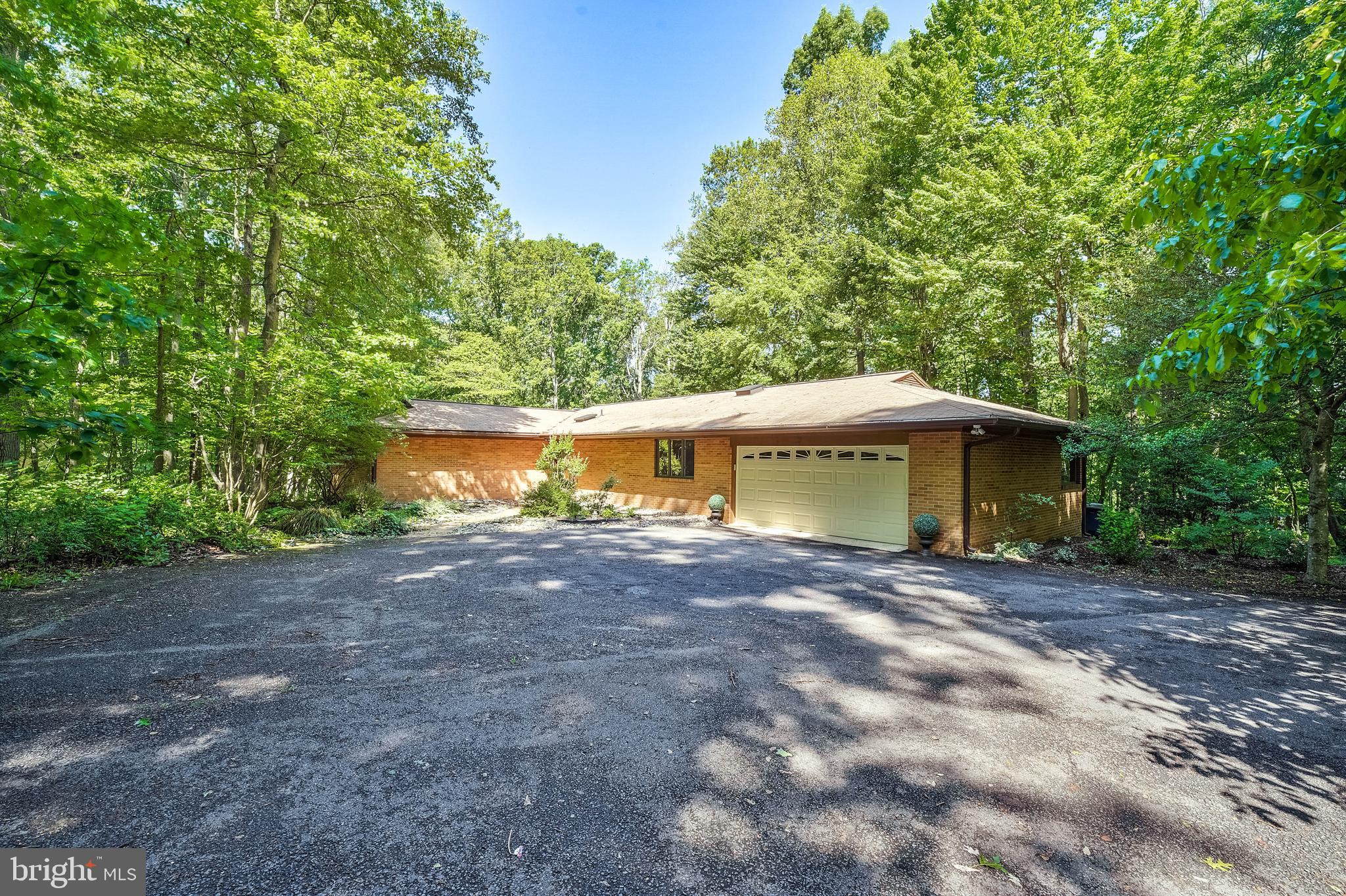 HUNTER RIDGE - Residential
