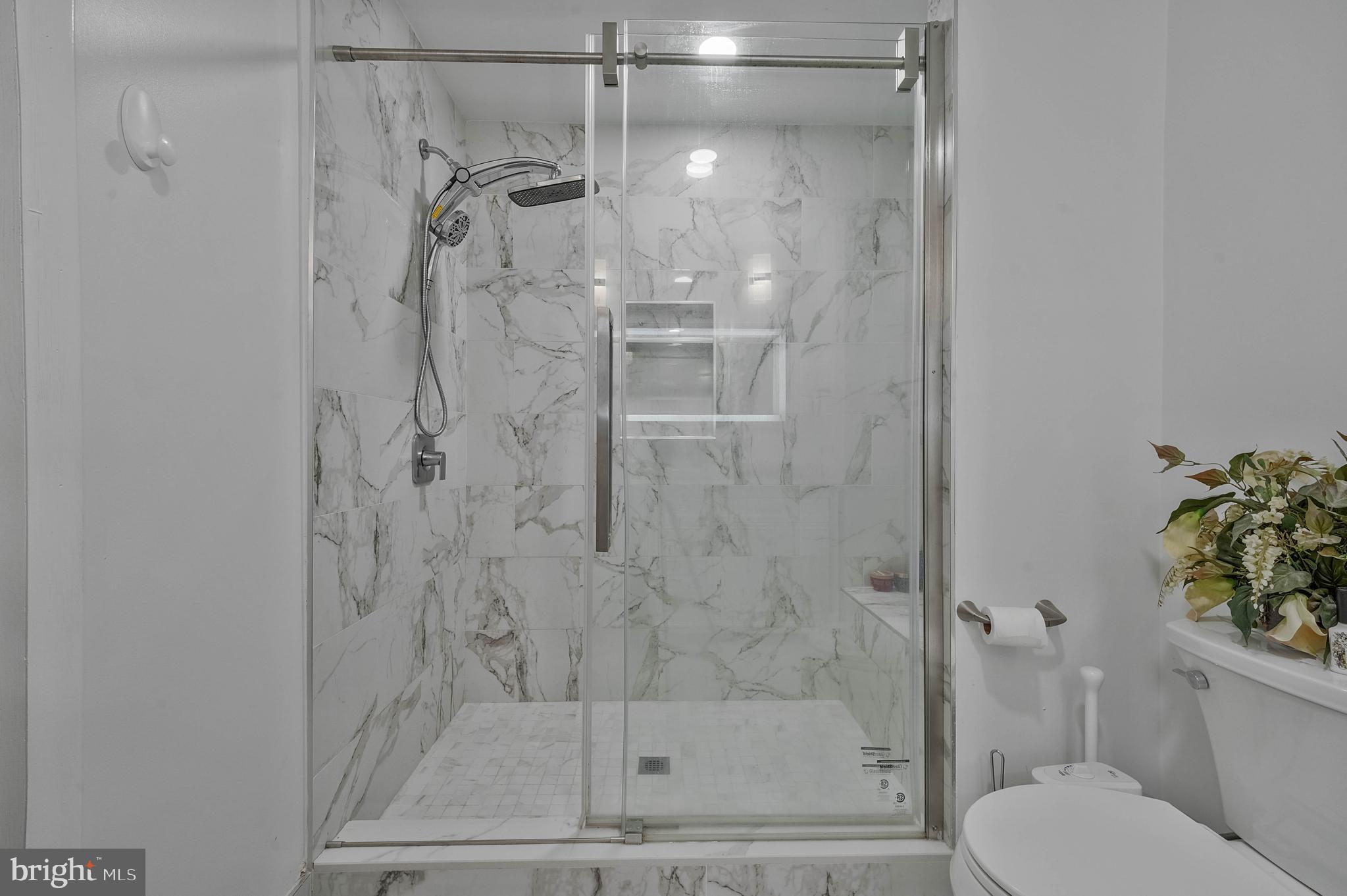 HUNTER RIDGE - Residential