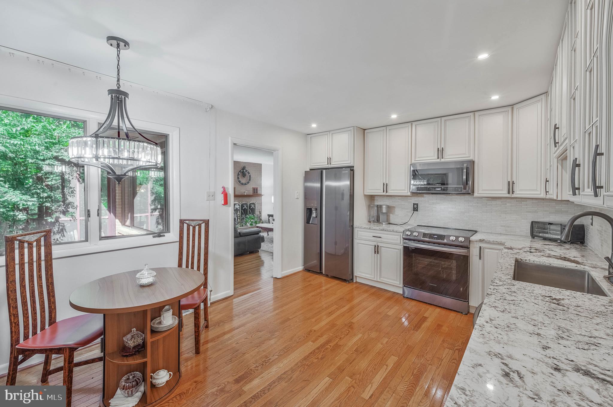 HUNTER RIDGE - Residential