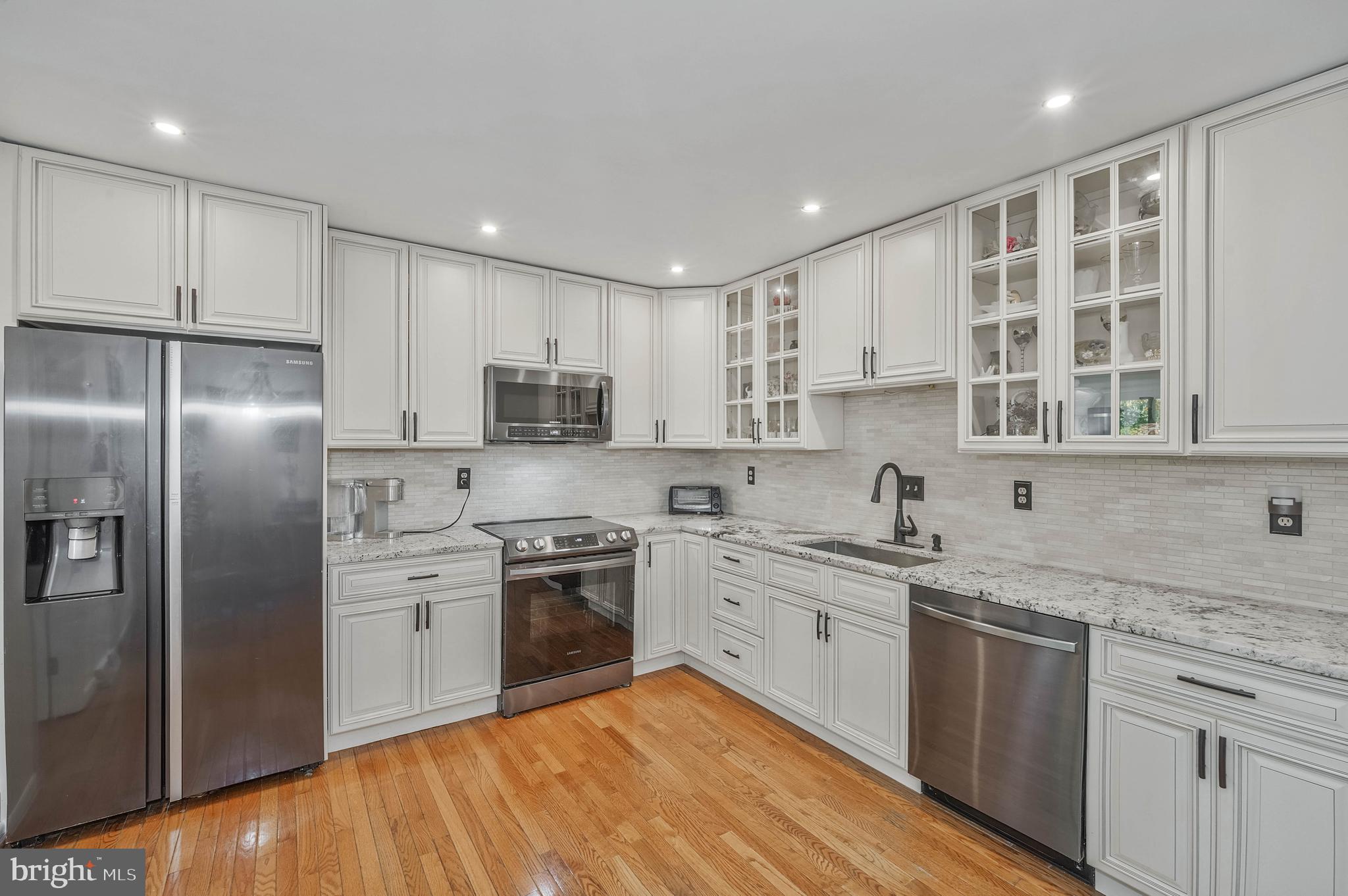 HUNTER RIDGE - Residential