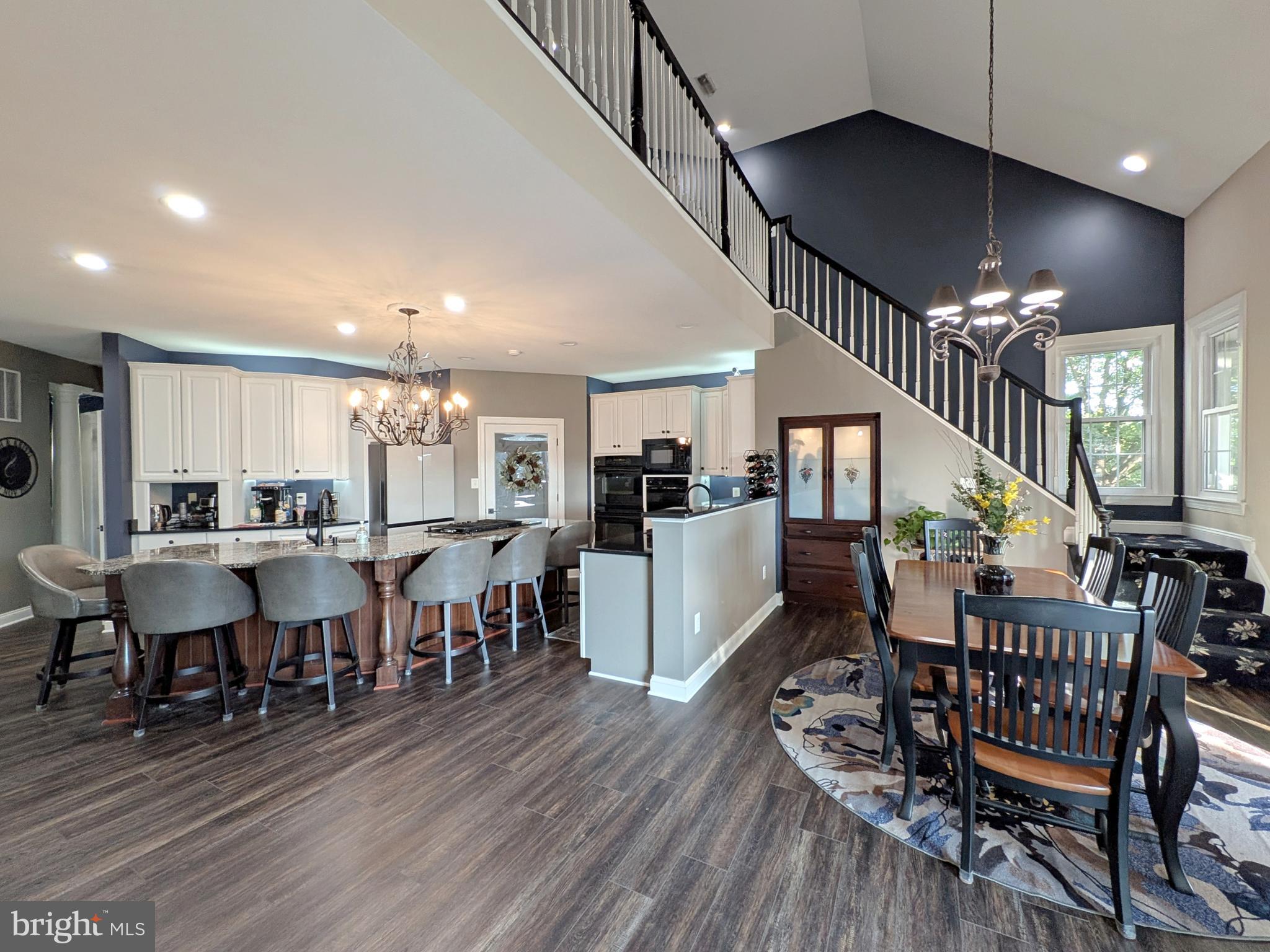 HOLLY HILLS - Residential