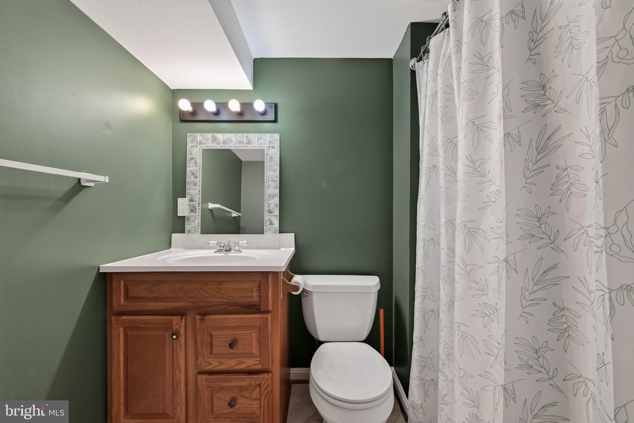 HALLOWELL - Residential