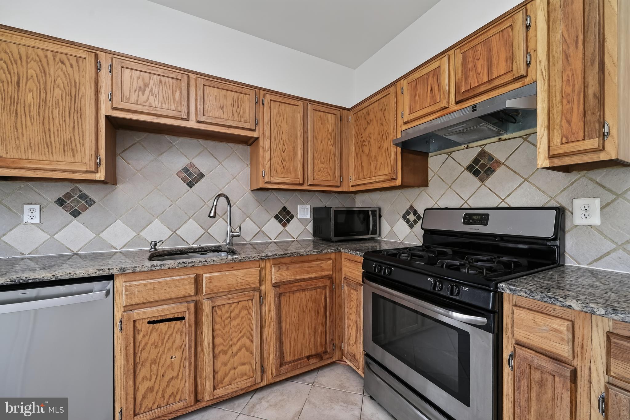 HALLOWELL - Residential