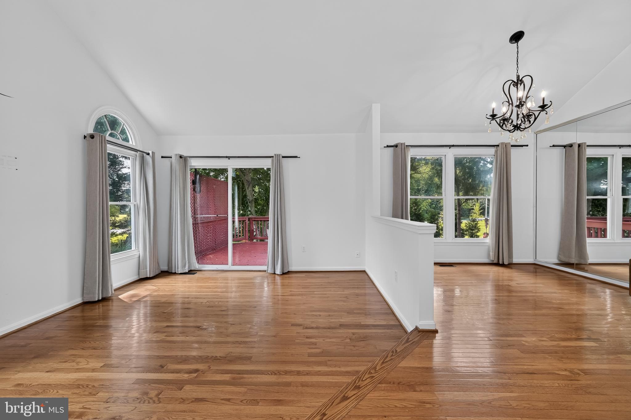 HALLOWELL - Residential