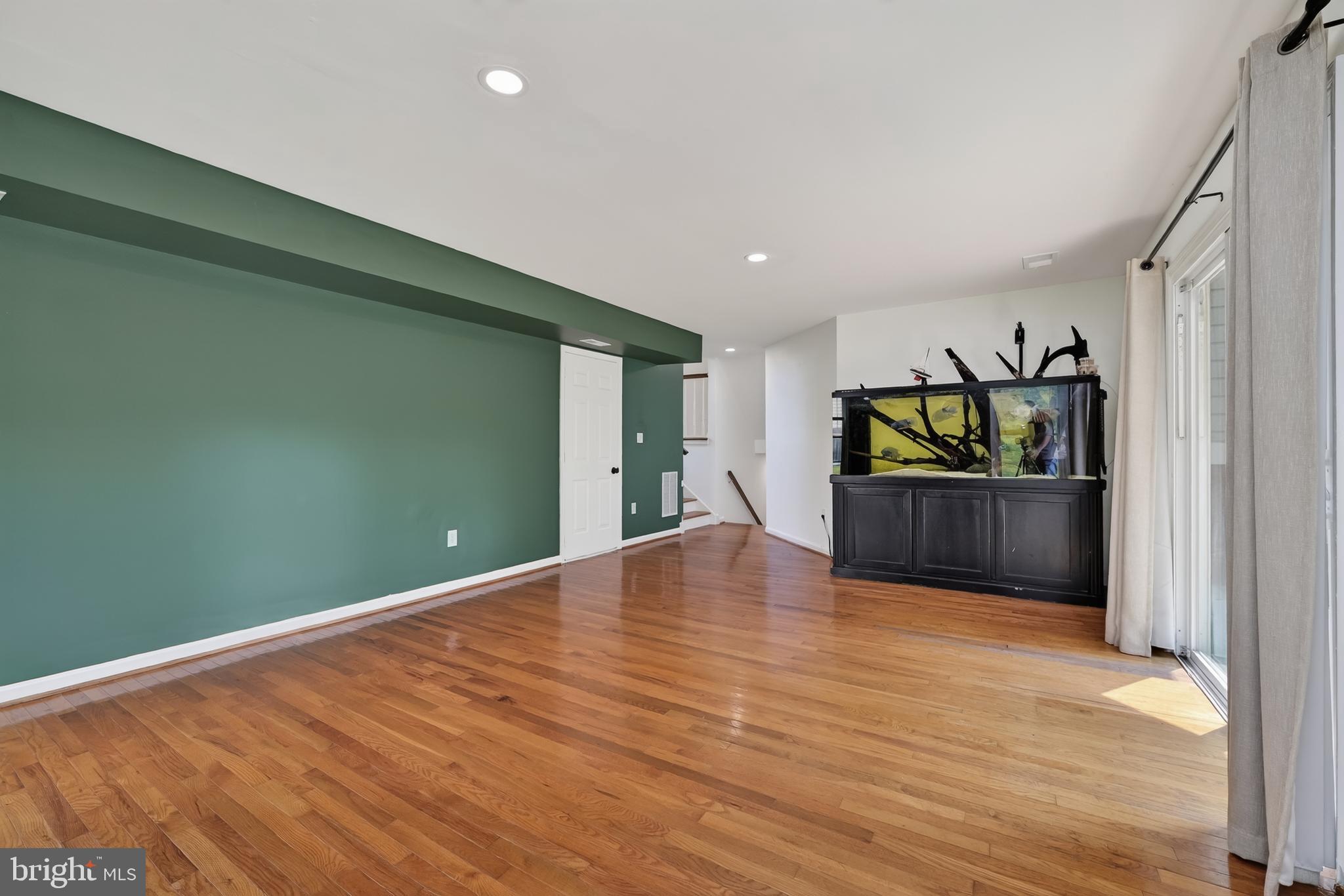 HALLOWELL - Residential